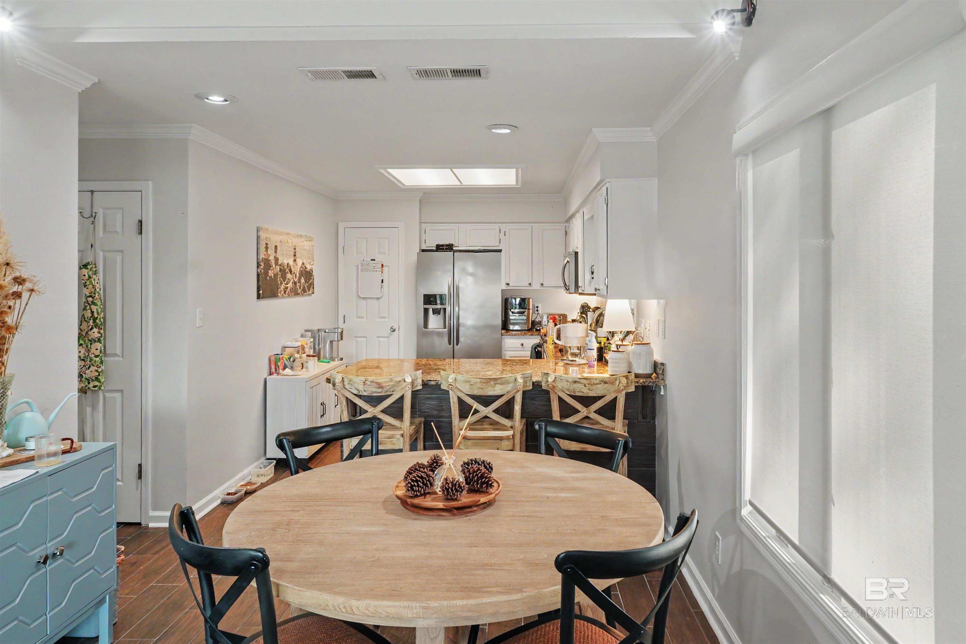 1701 Regency Road 116