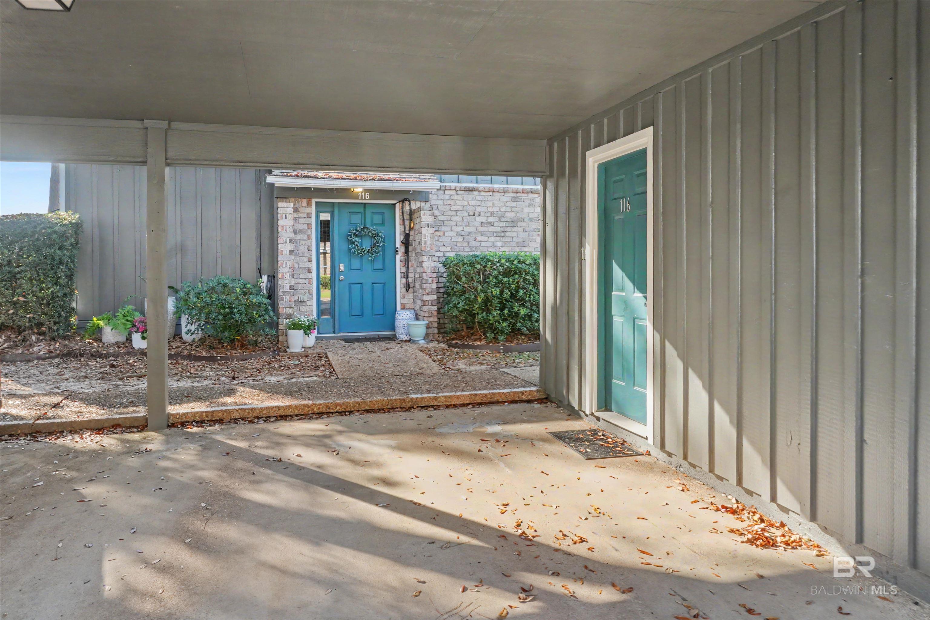 1701 Regency Road 116