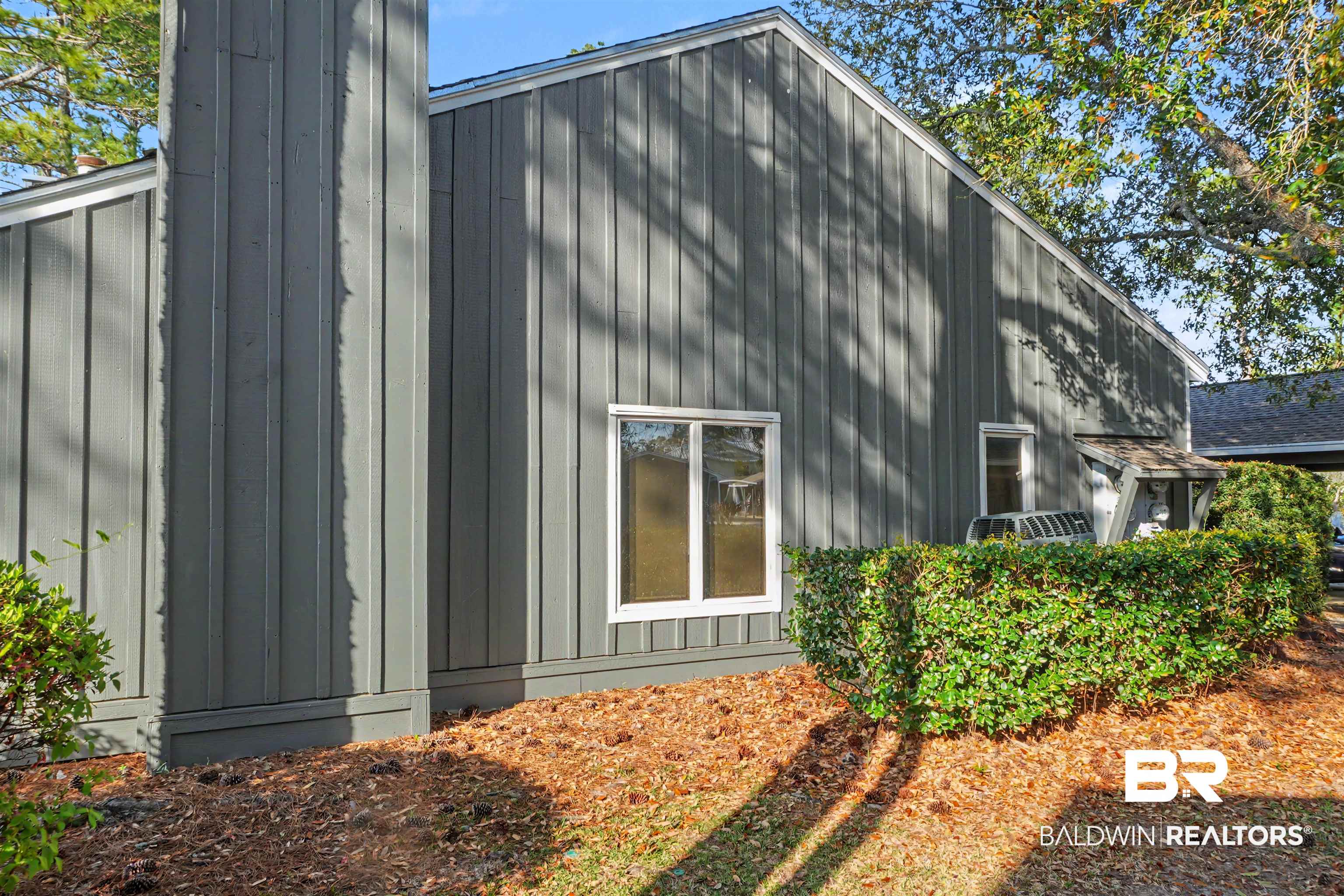 1701 Regency Road 116