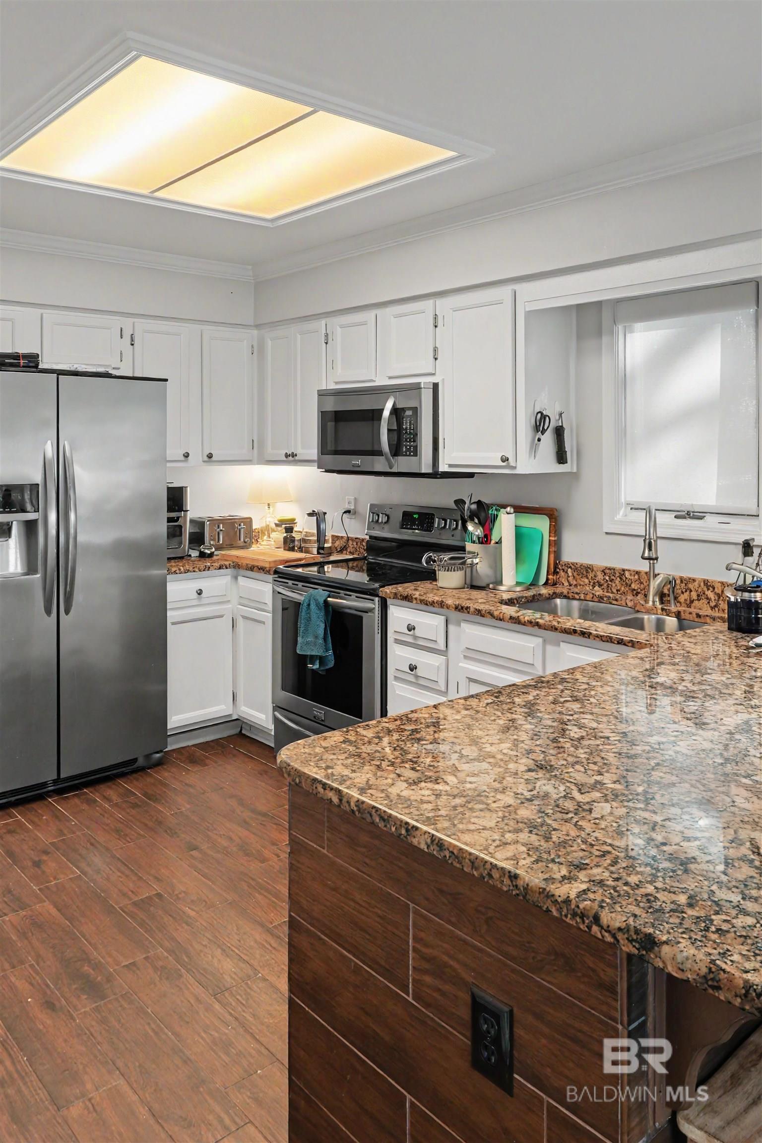 1701 Regency Road 116