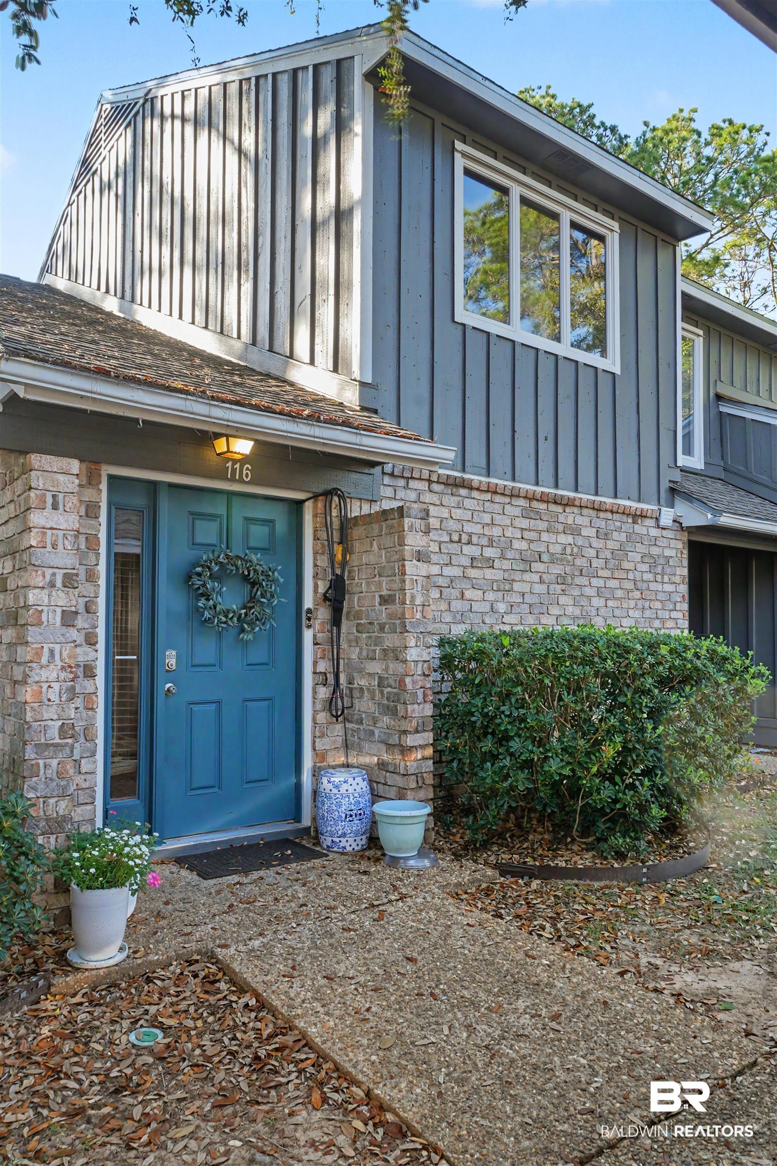 1701 Regency Road 116
