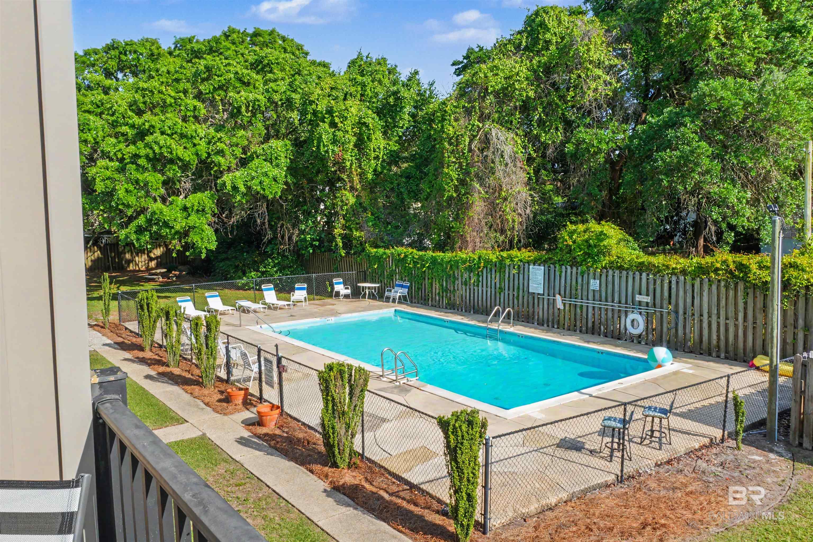 125 East 22nd Avenue 12