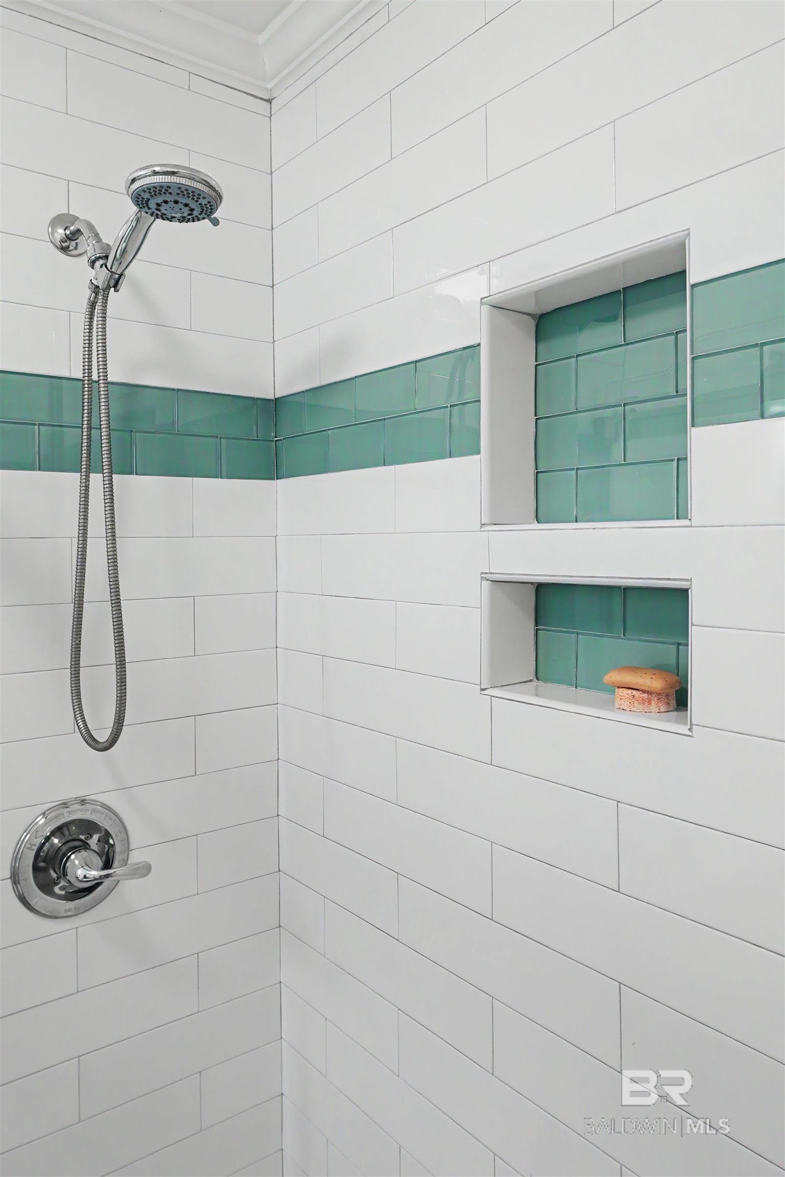 125 East 22nd Avenue 12