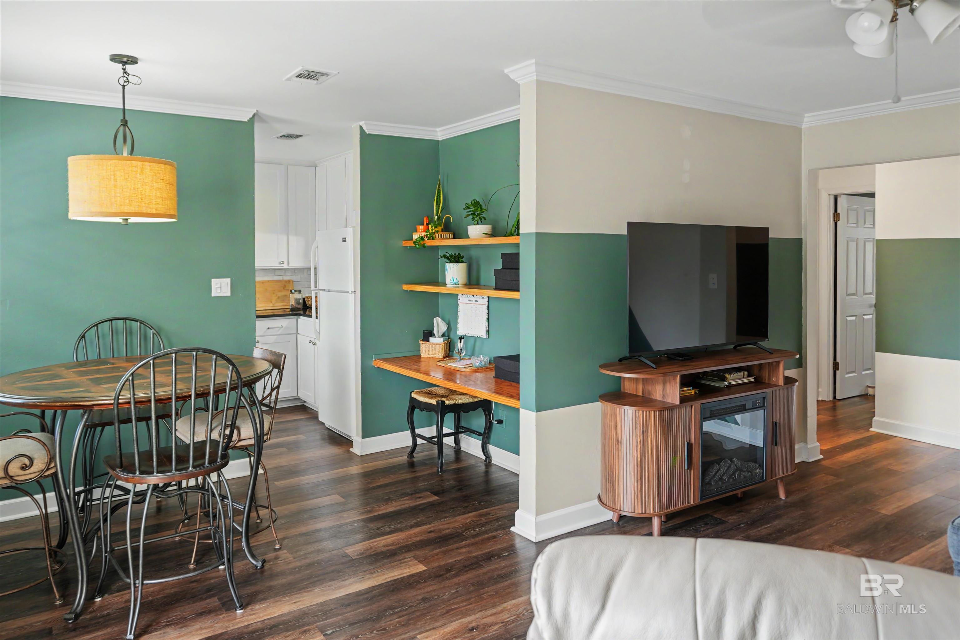 125 East 22nd Avenue 12