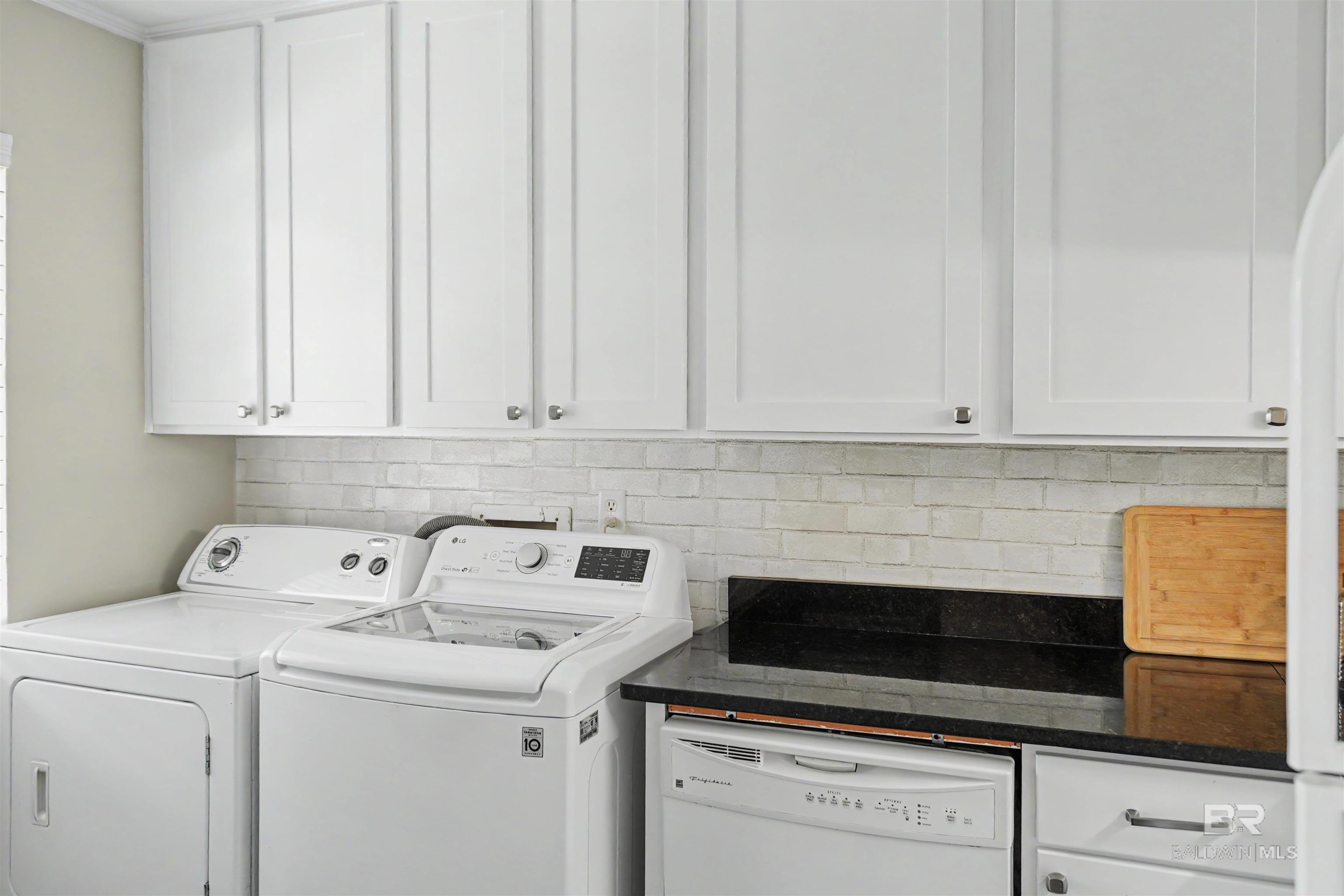 125 East 22nd Avenue 12