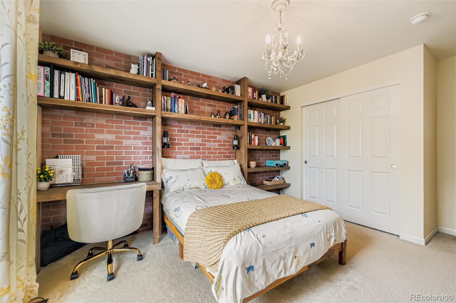 6320 Walnut Grove Way