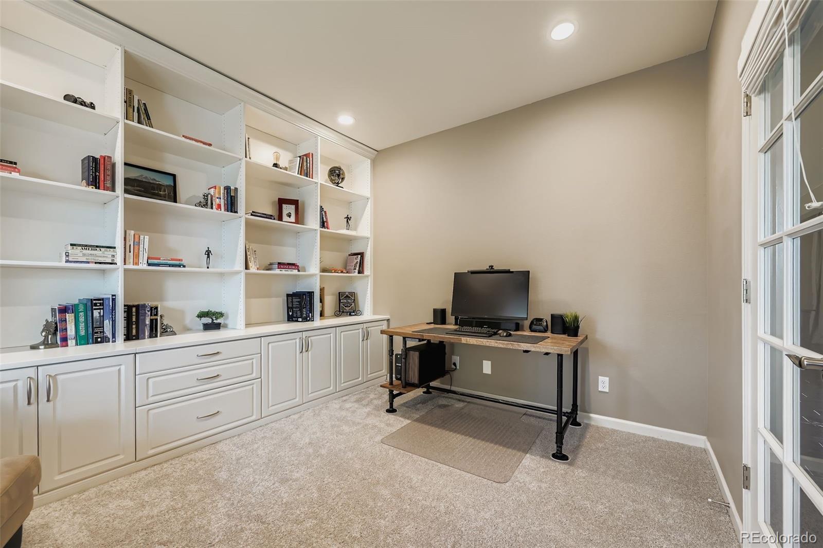 6320 Walnut Grove Way