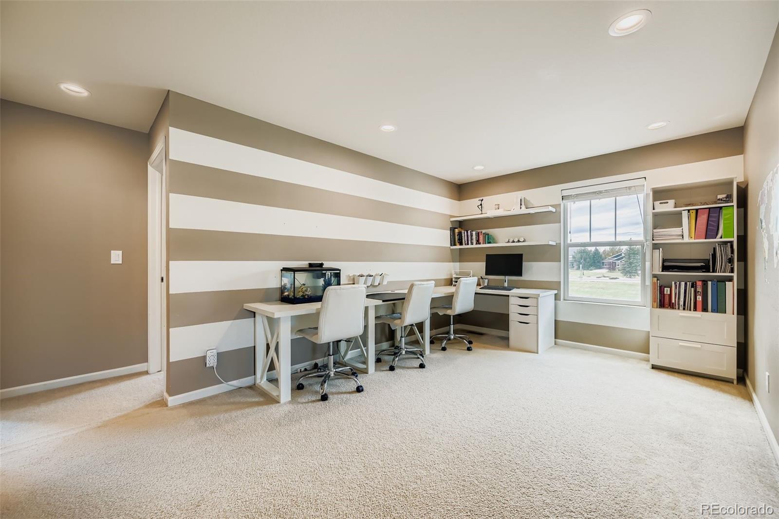 6320 Walnut Grove Way