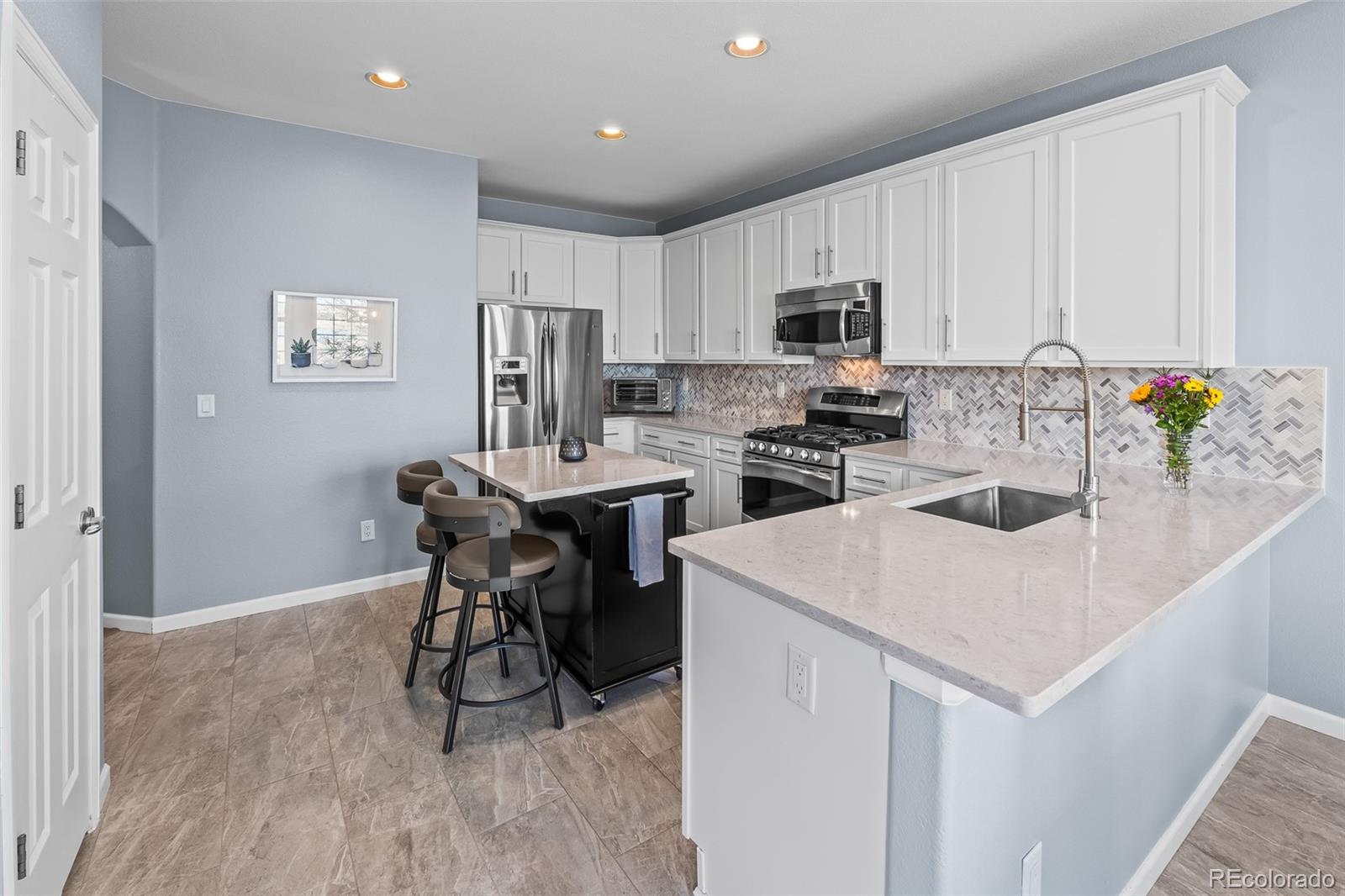 13731 Stone Circle Unit: 102