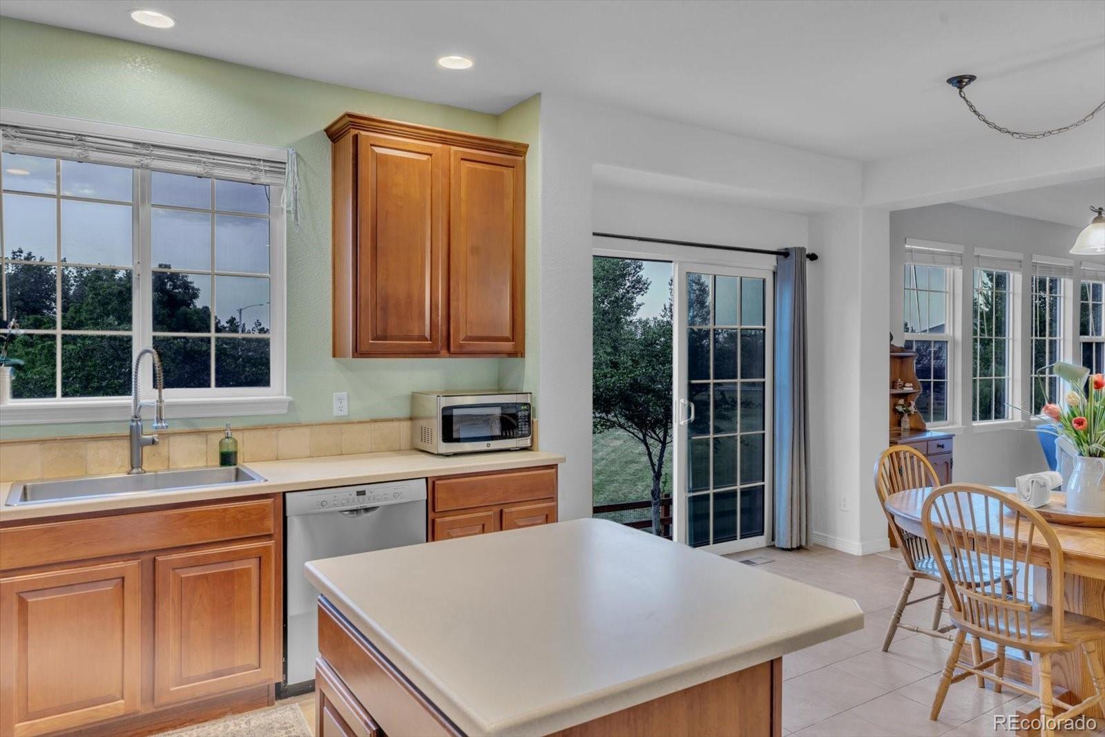 4786 Rabbit Mountain Road