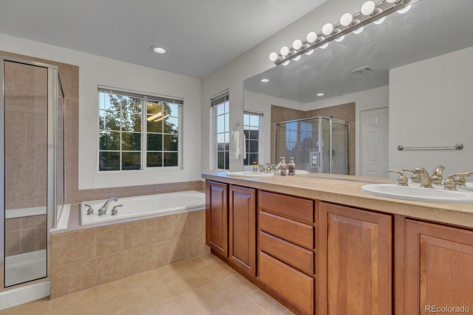 4786 Rabbit Mountain Road
