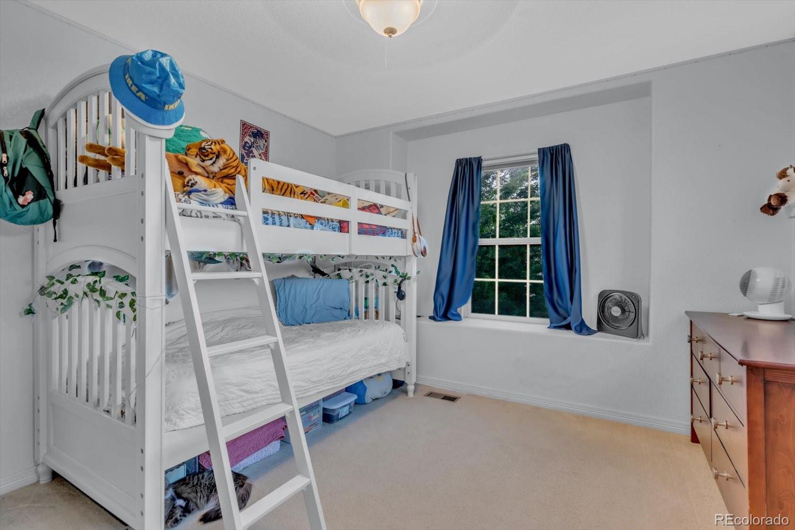 4786 Rabbit Mountain Road