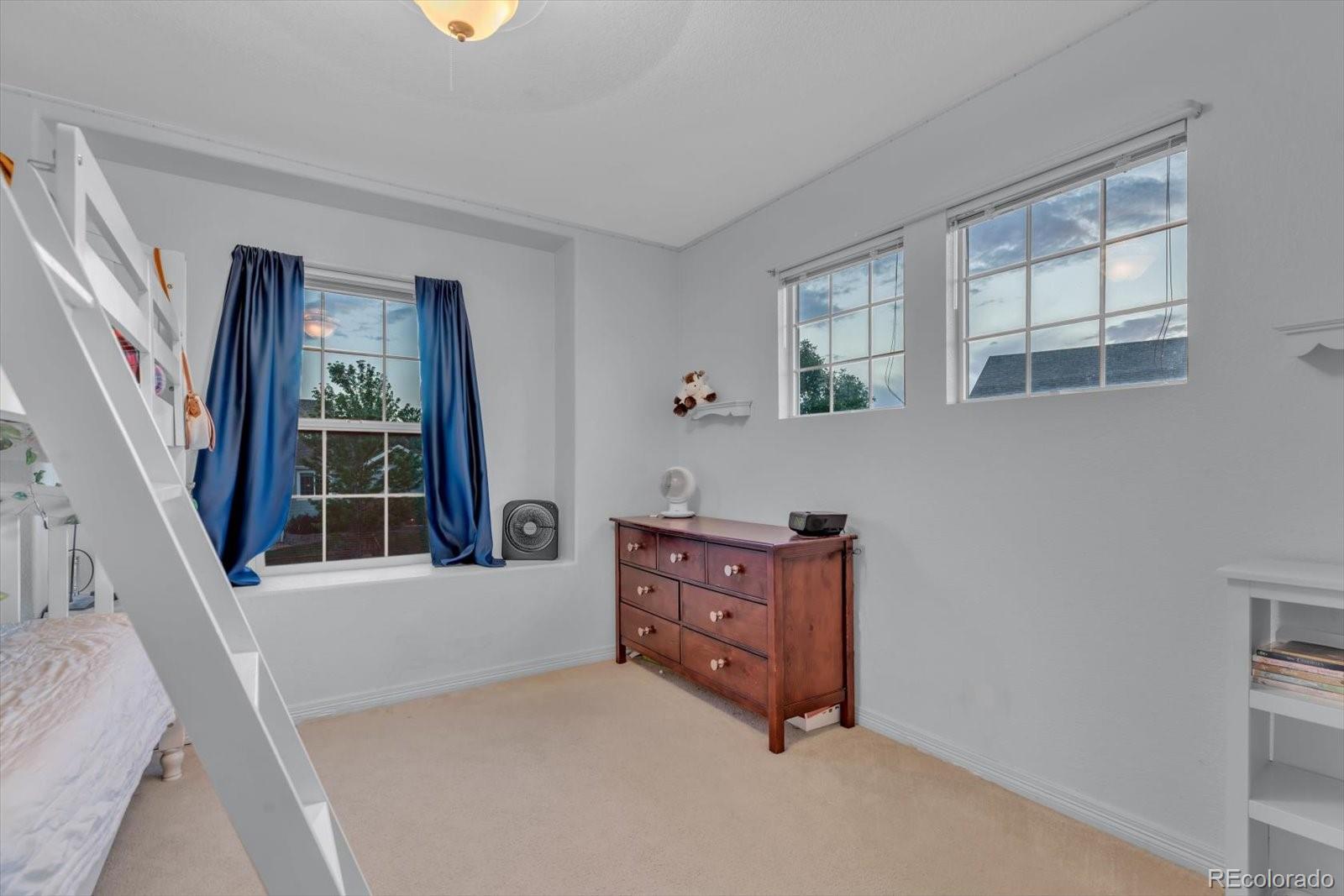 4786 Rabbit Mountain Road