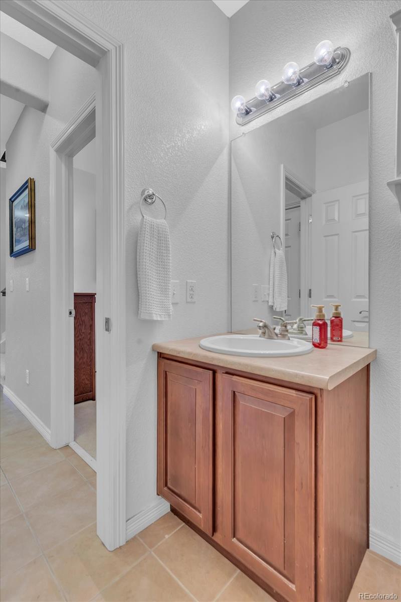 4786 Rabbit Mountain Road