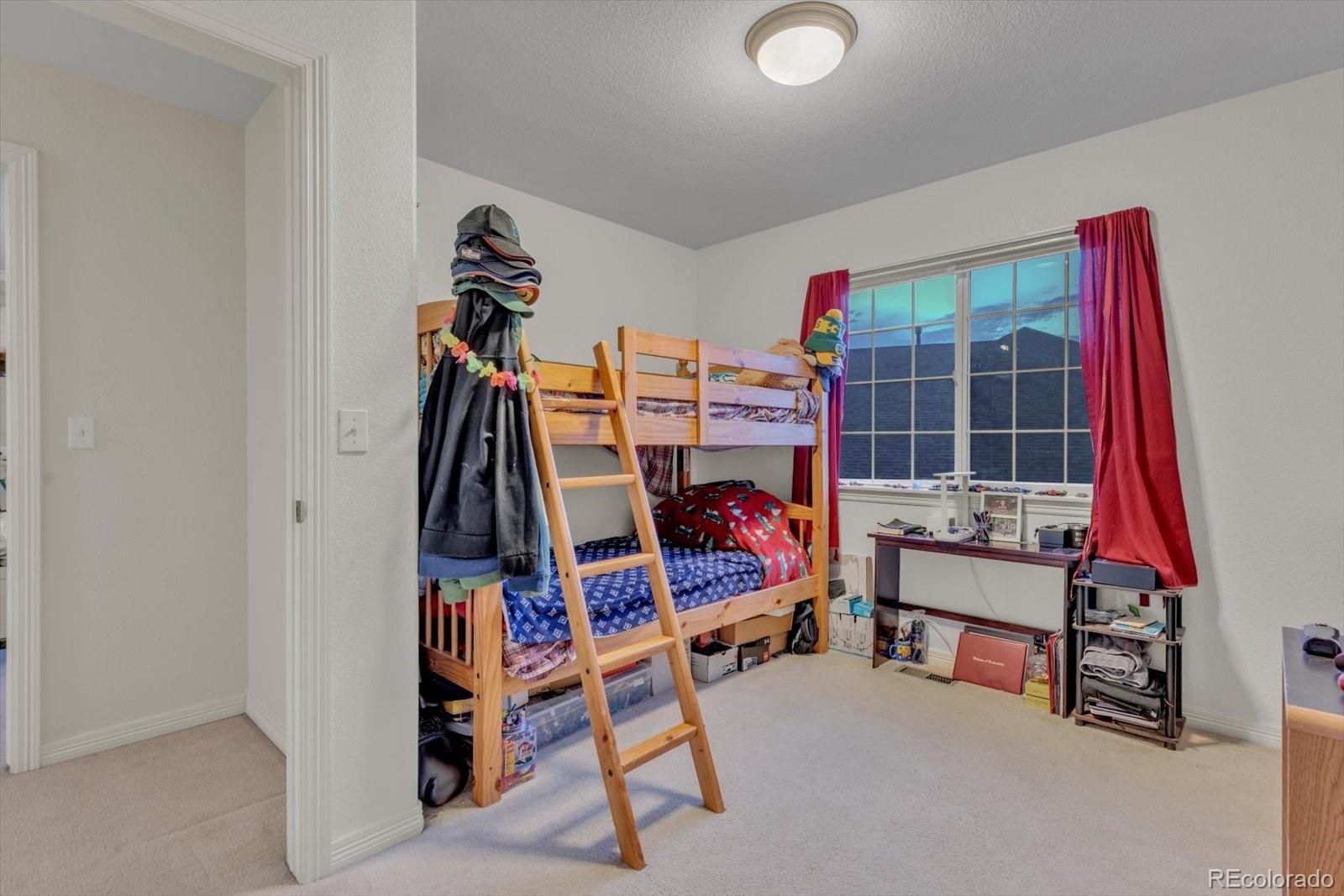 4786 Rabbit Mountain Road
