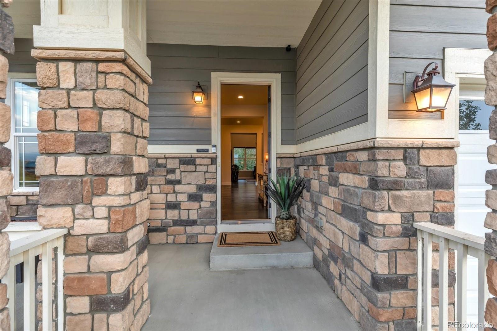 1106 Redbud Circle