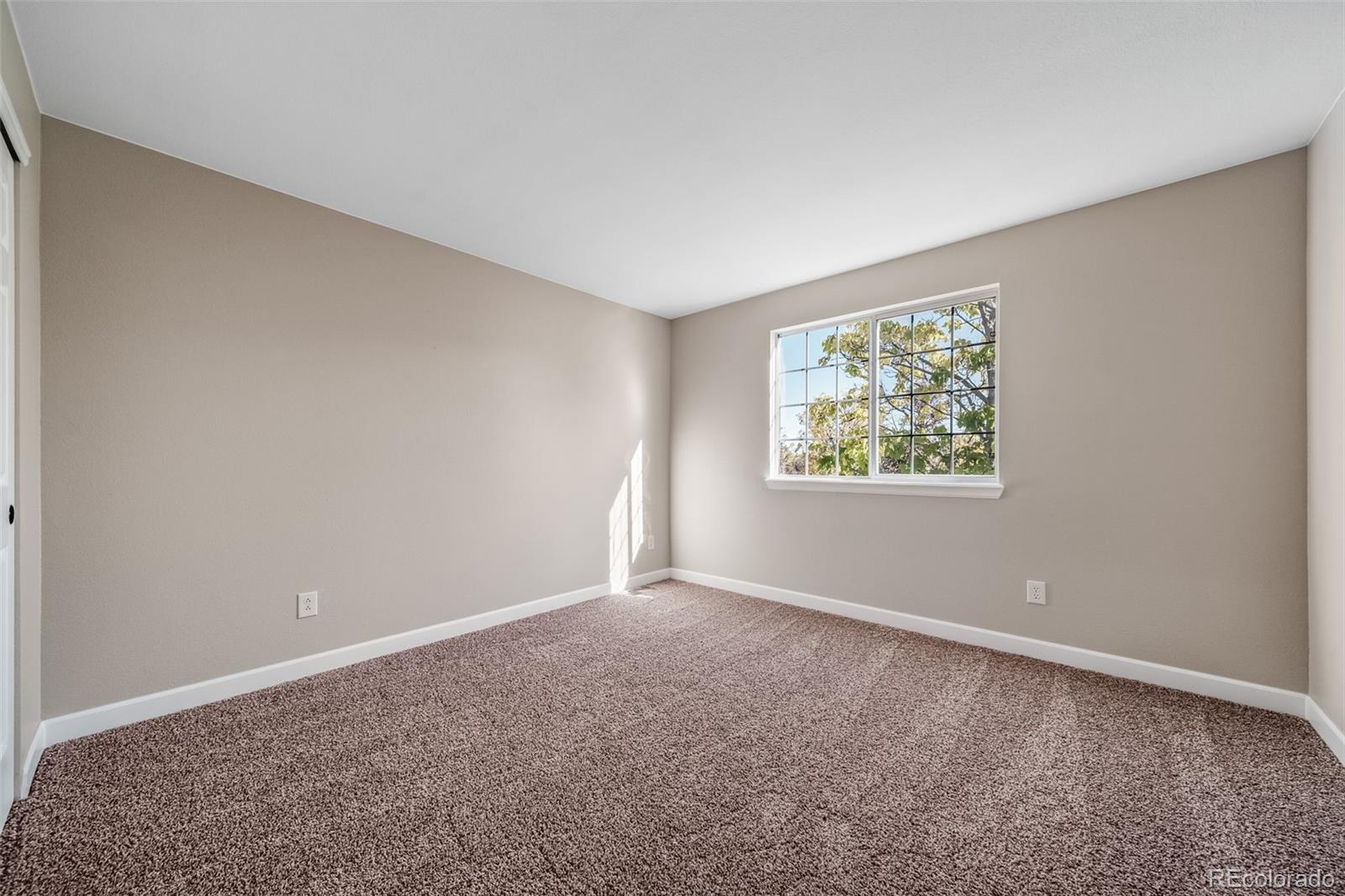 9744 Townsville Circle