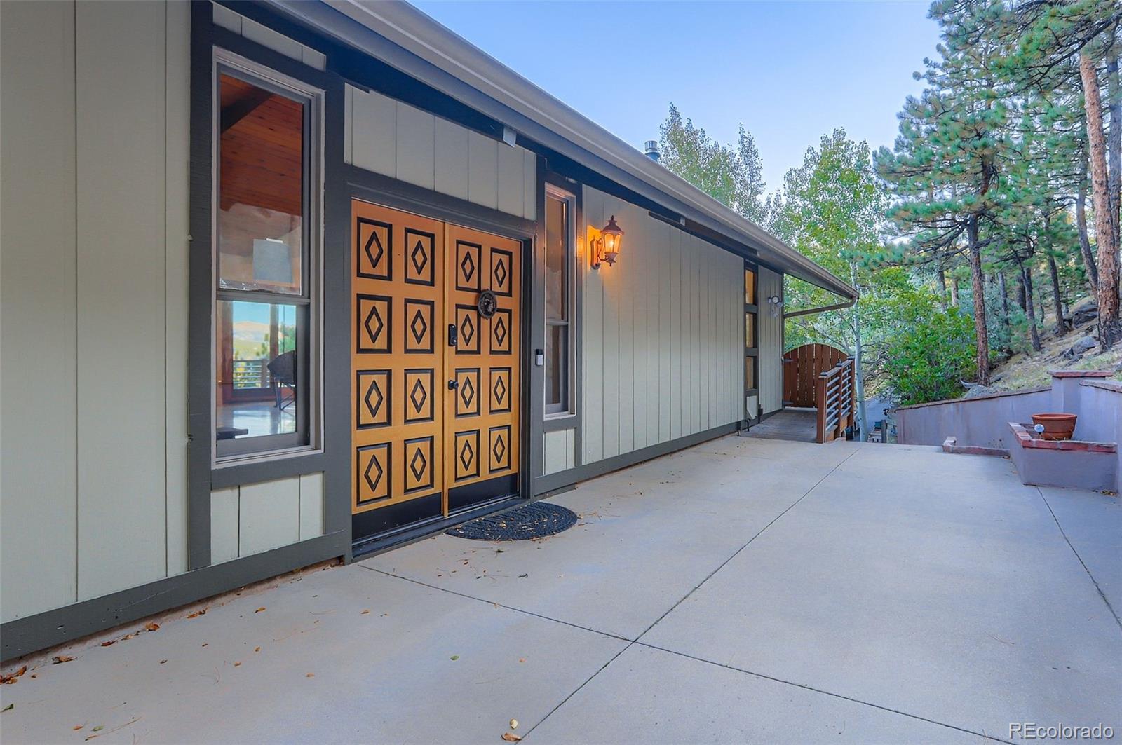 994 Timber Lane