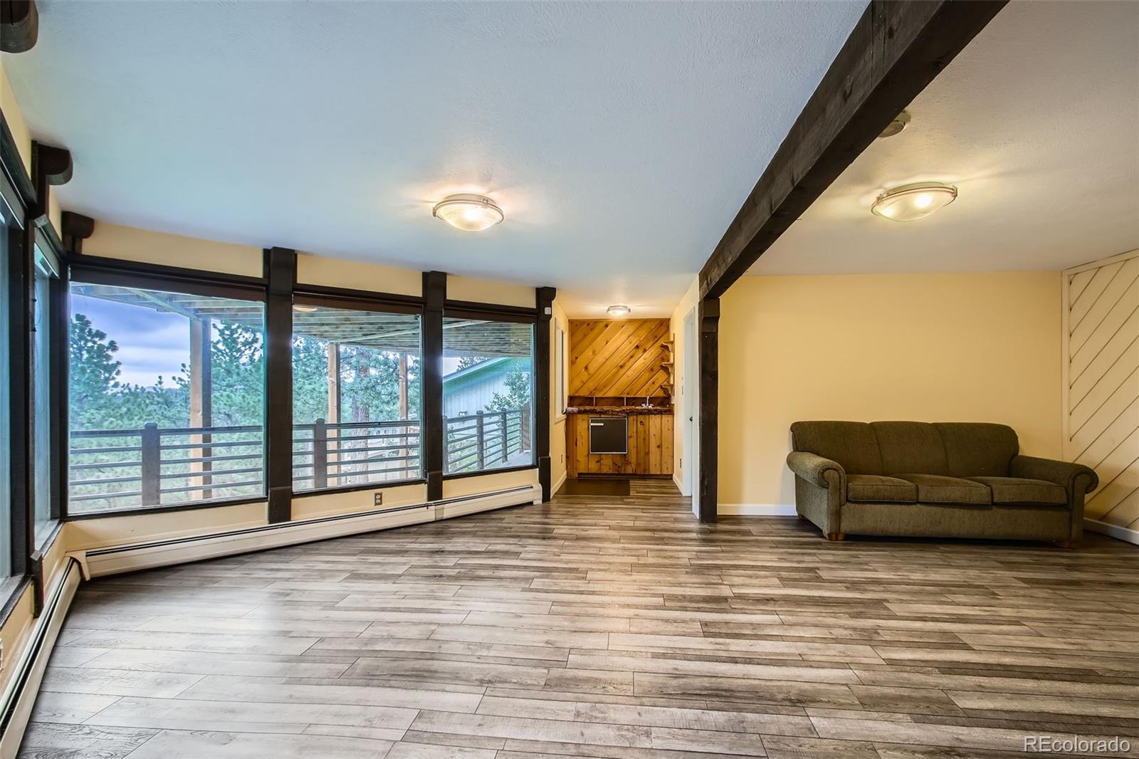 994 Timber Lane
