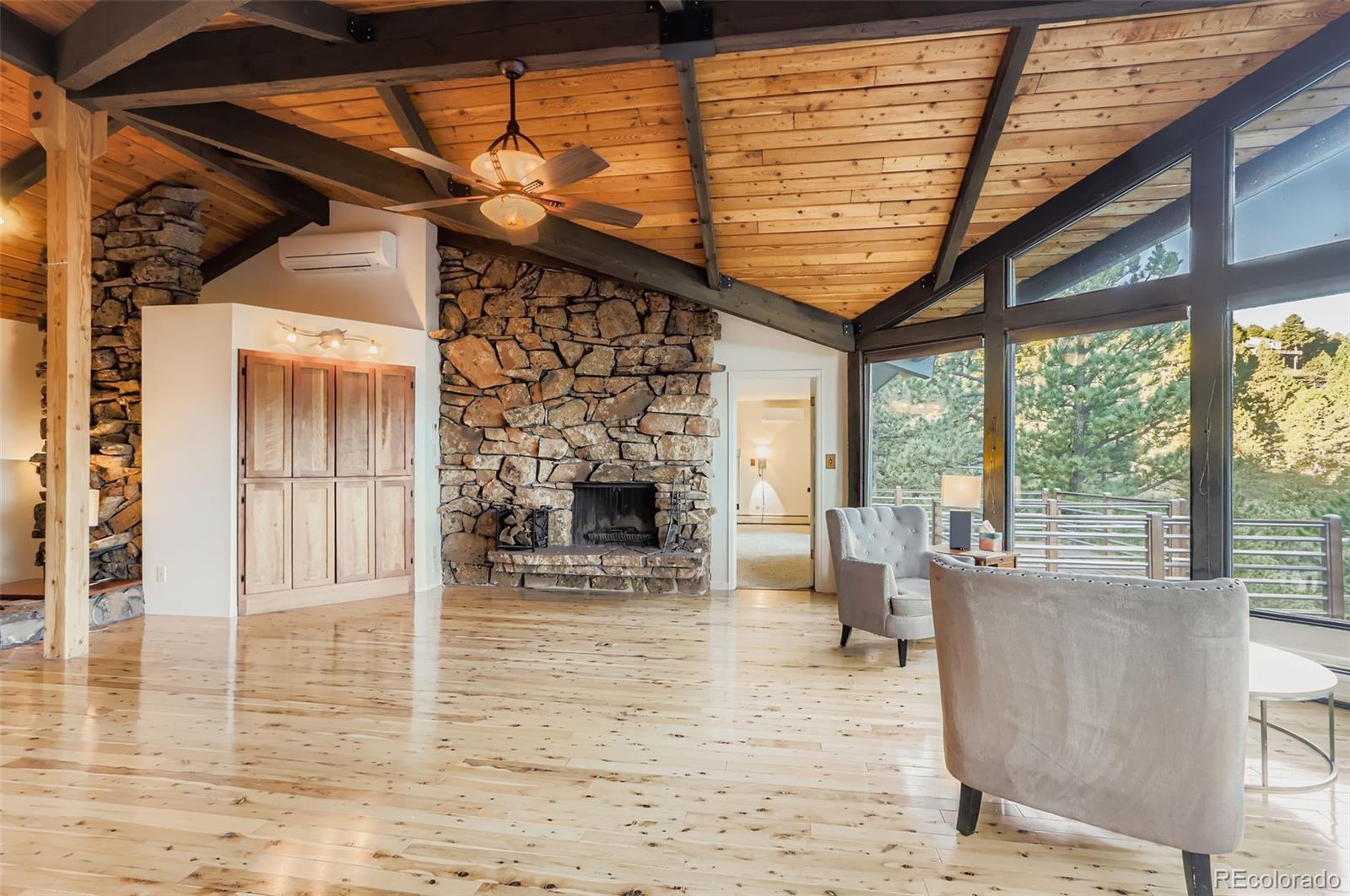 994 Timber Lane