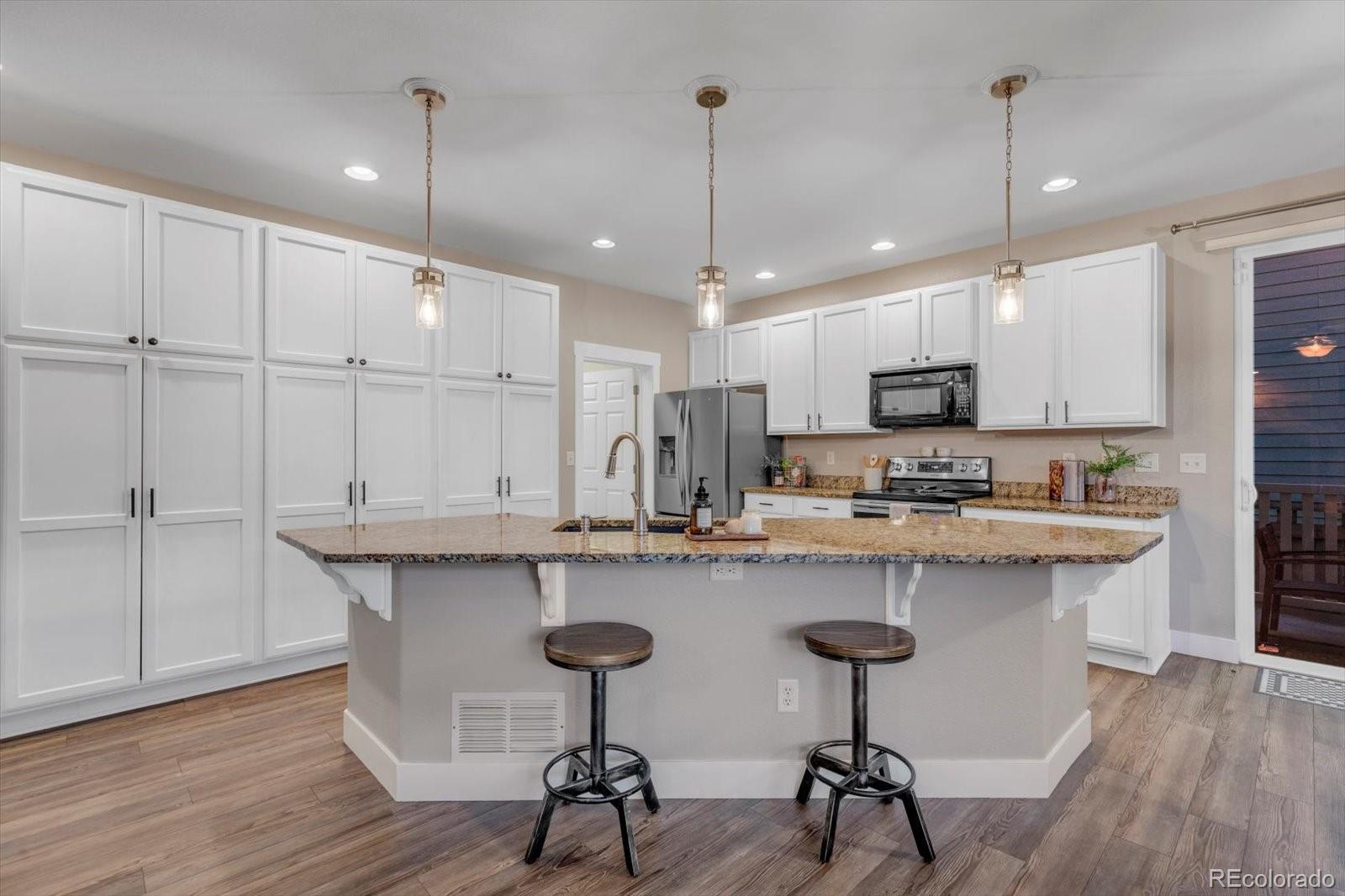 6325 Saratoga Trail