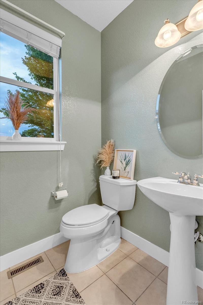 6325 Saratoga Trail