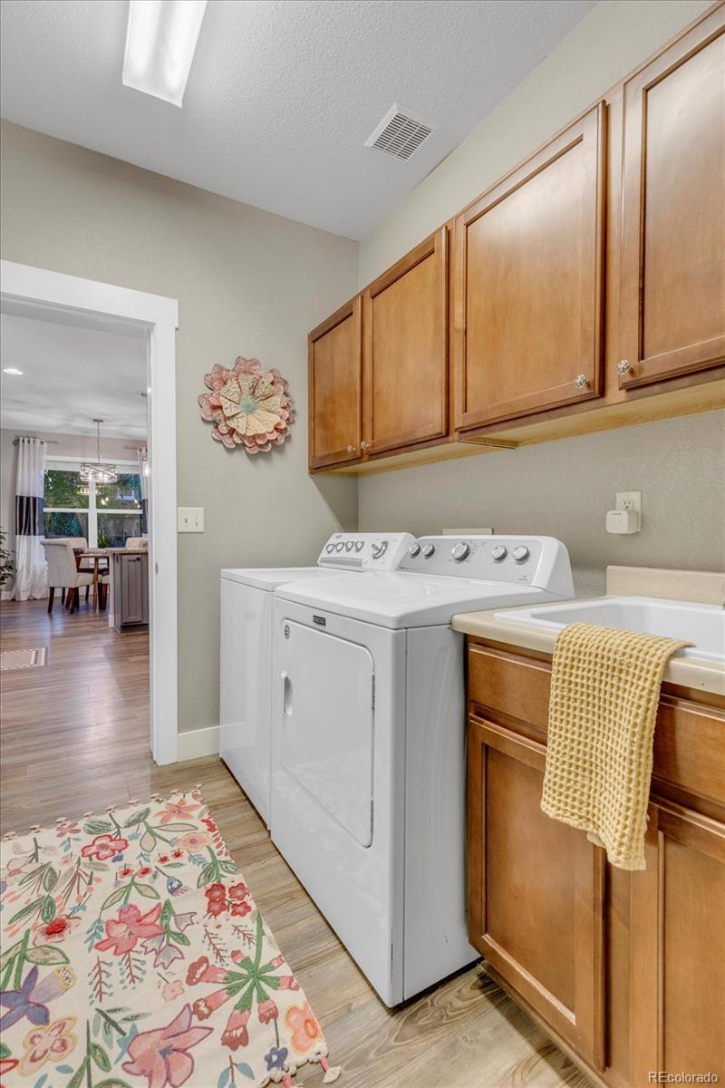 6325 Saratoga Trail