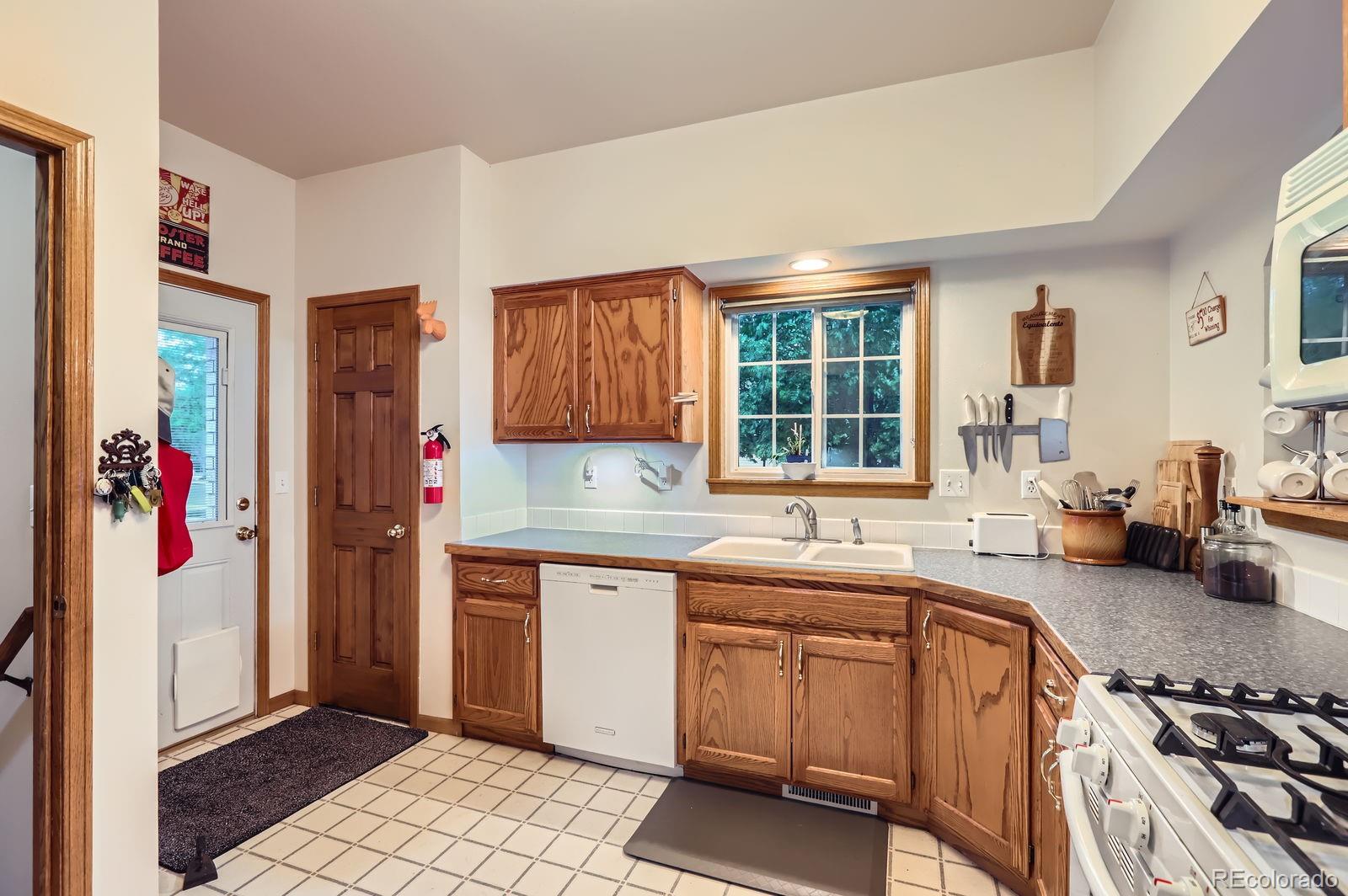 218 E Colorado Avenue