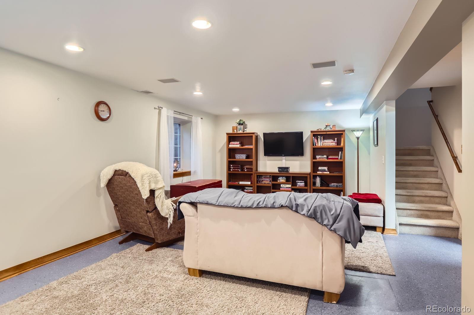 218 E Colorado Avenue