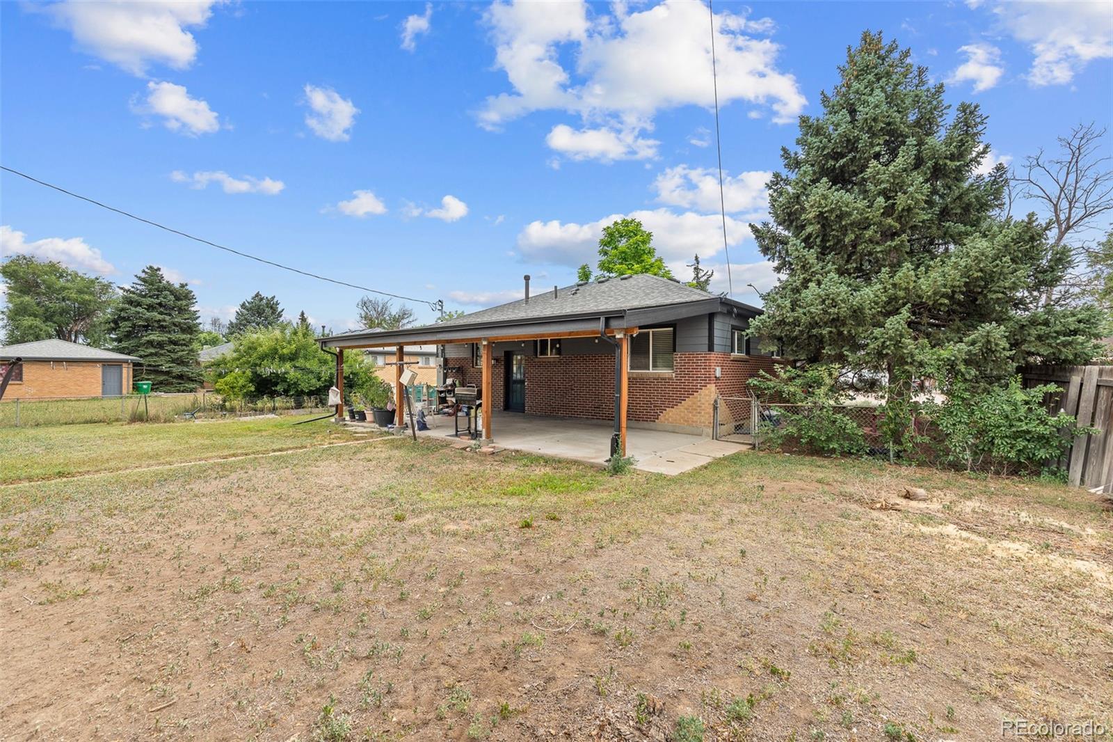 2041 Samuel Drive