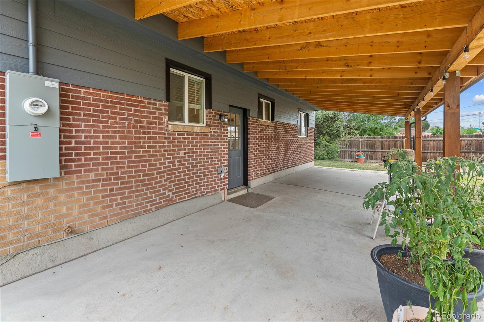 2041 Samuel Drive