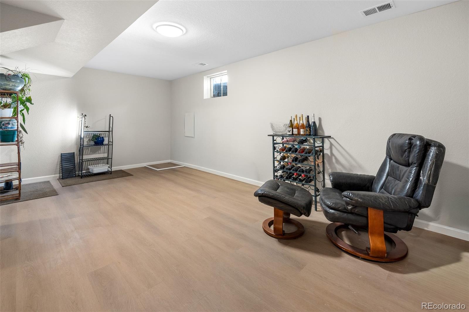 2041 Samuel Drive