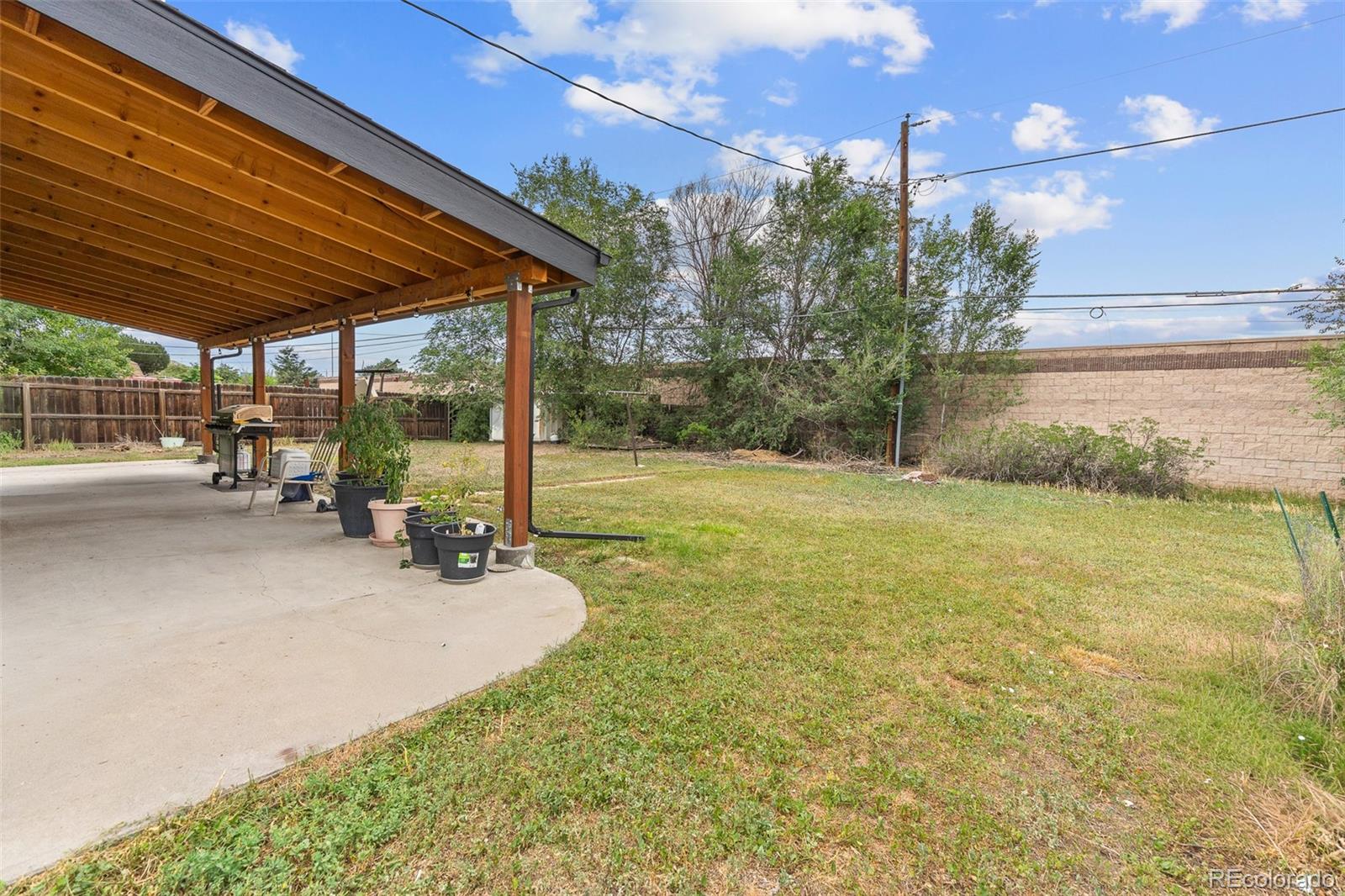 2041 Samuel Drive