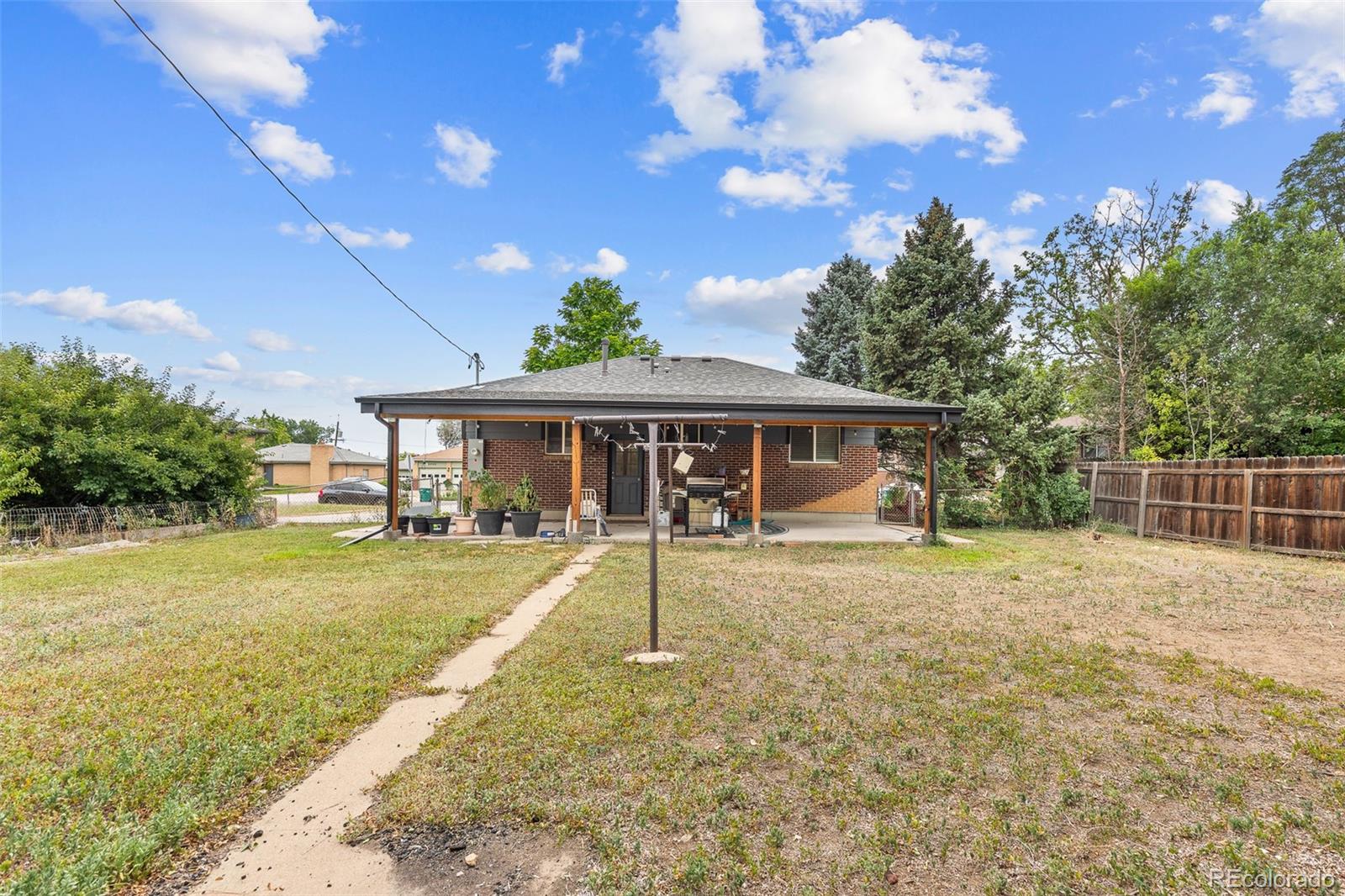 2041 Samuel Drive