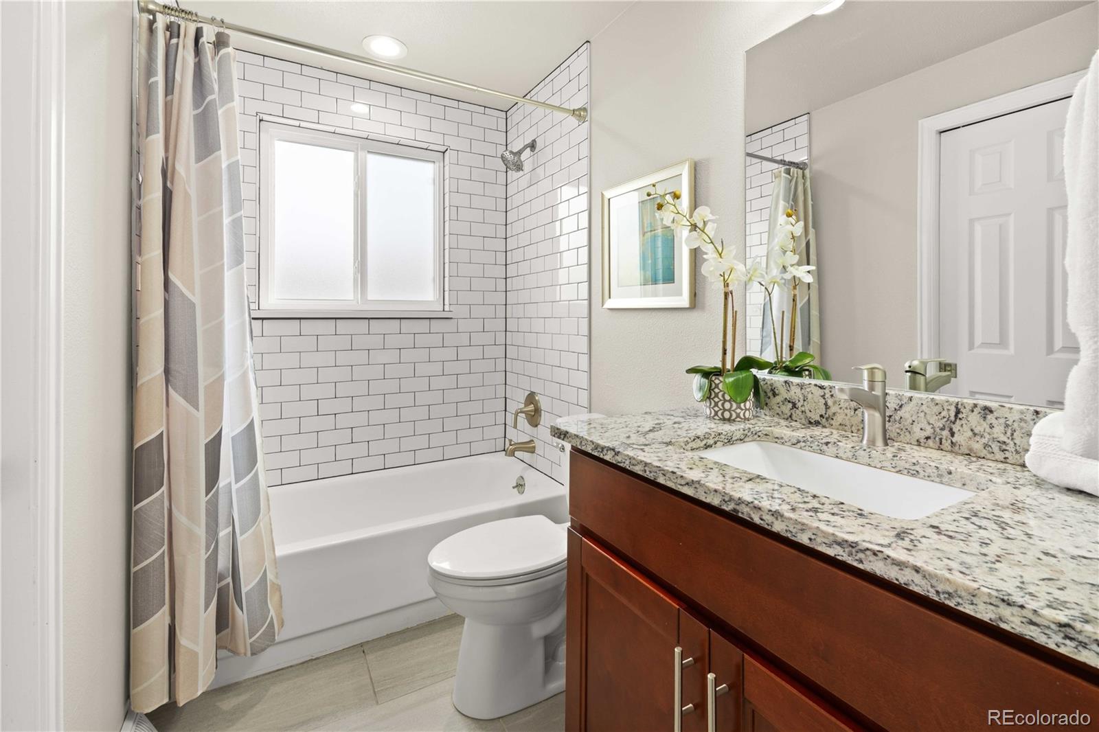 6261 W 74th Place