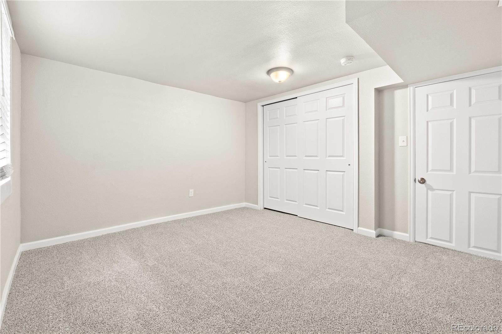 6261 W 74th Place