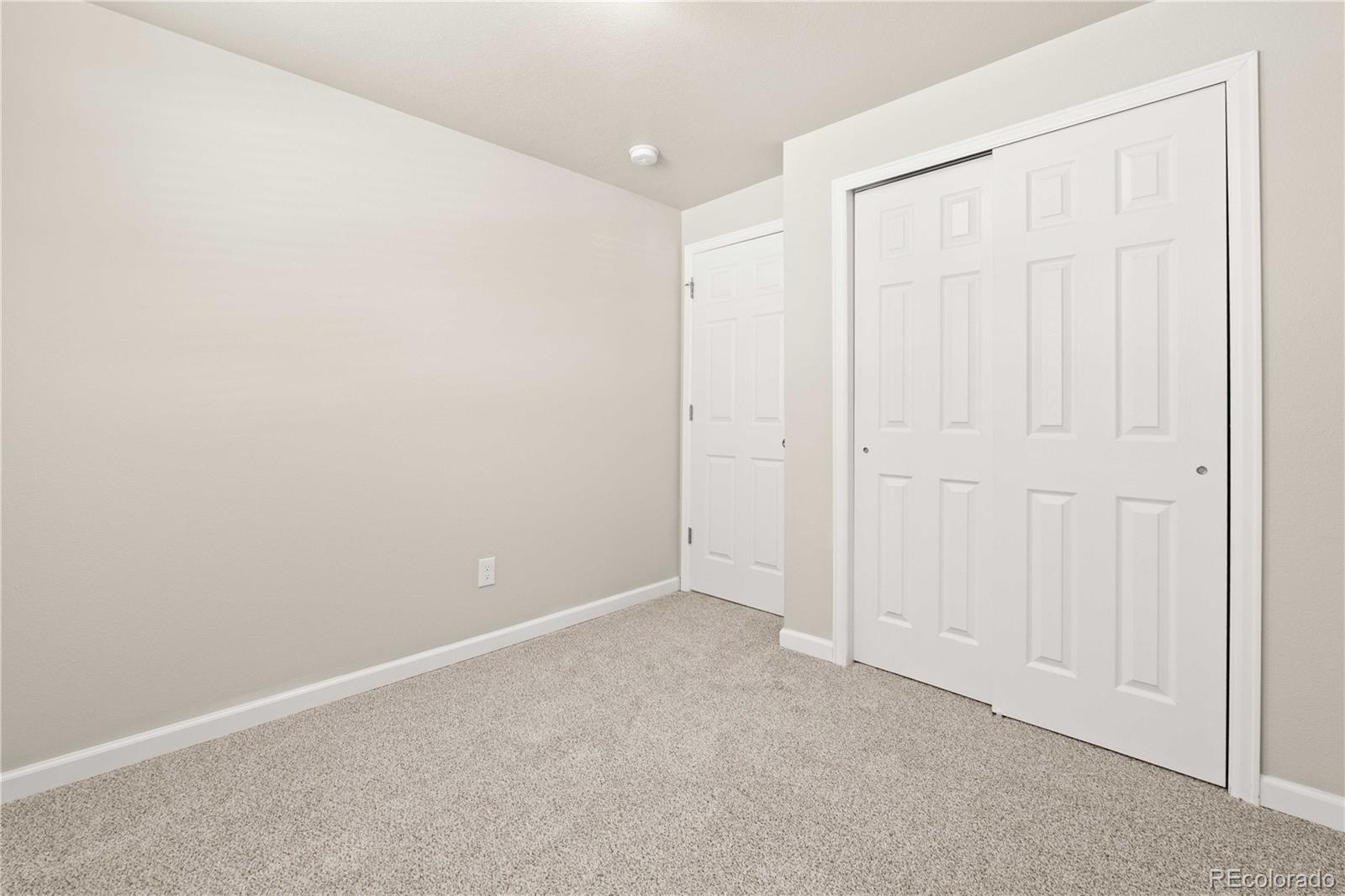 6261 W 74th Place
