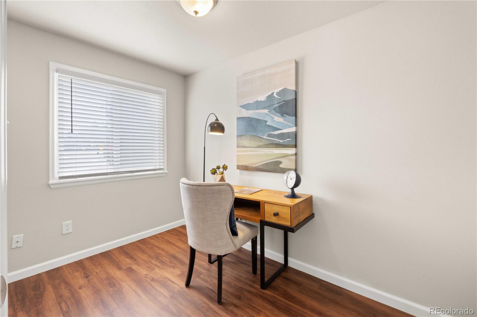 6261 W 74th Place