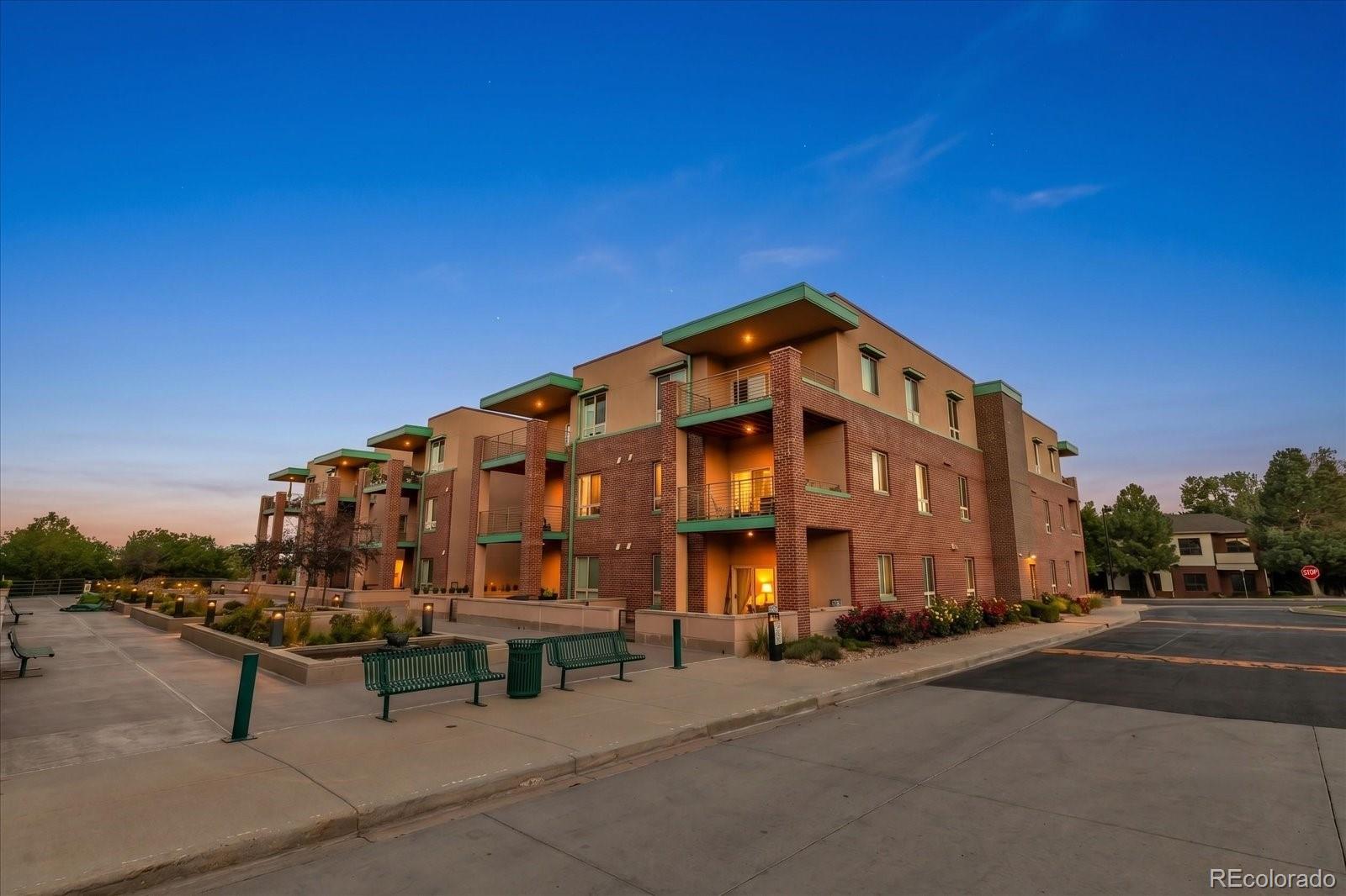 1053 W Century Drive Unit: 310