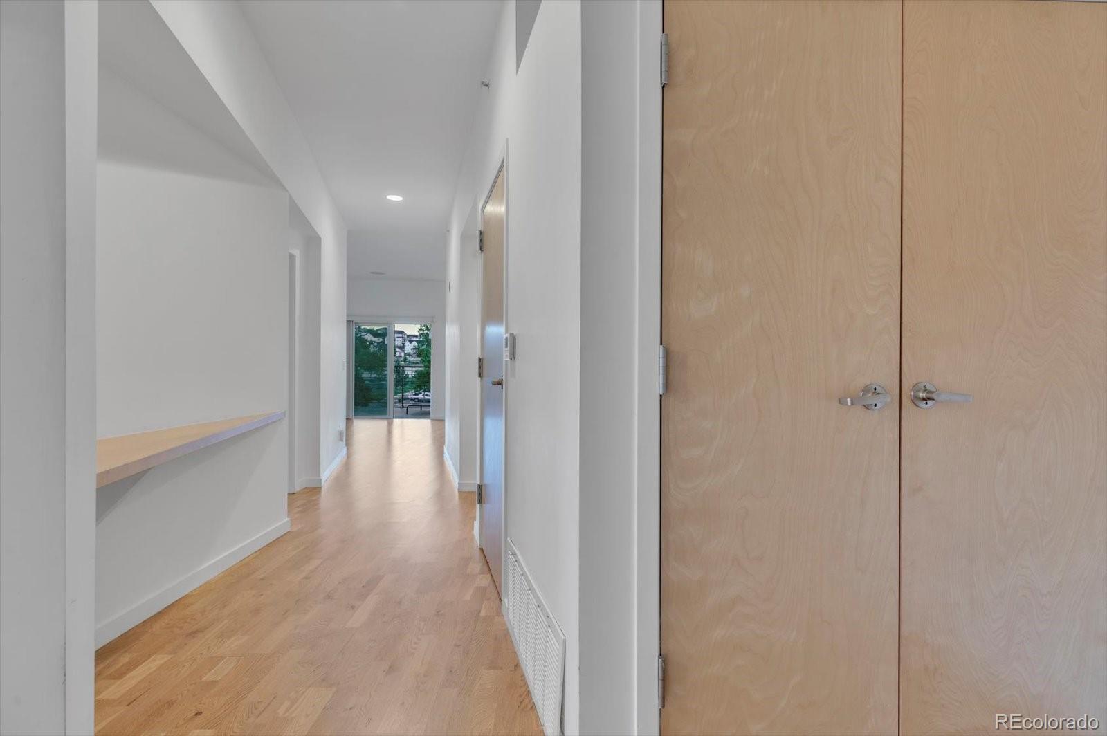 1053 W Century Drive Unit: 310