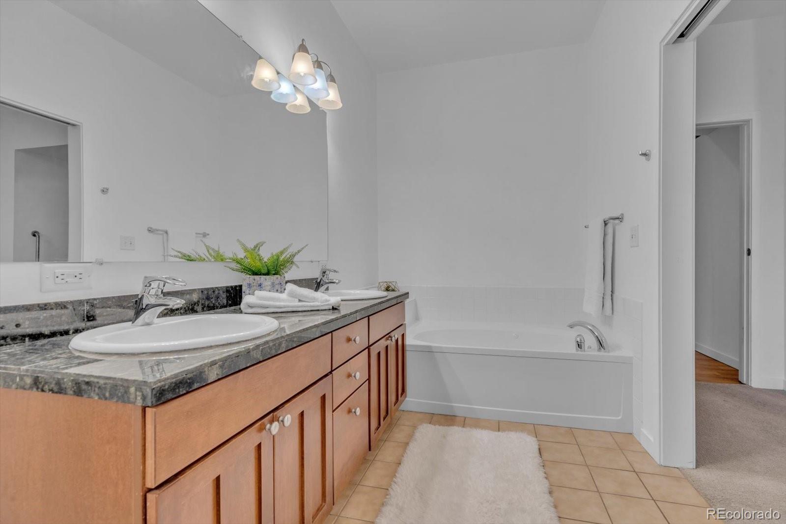 1053 W Century Drive Unit: 310