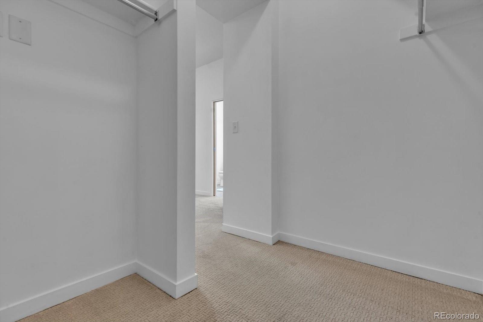 1053 W Century Drive Unit: 310