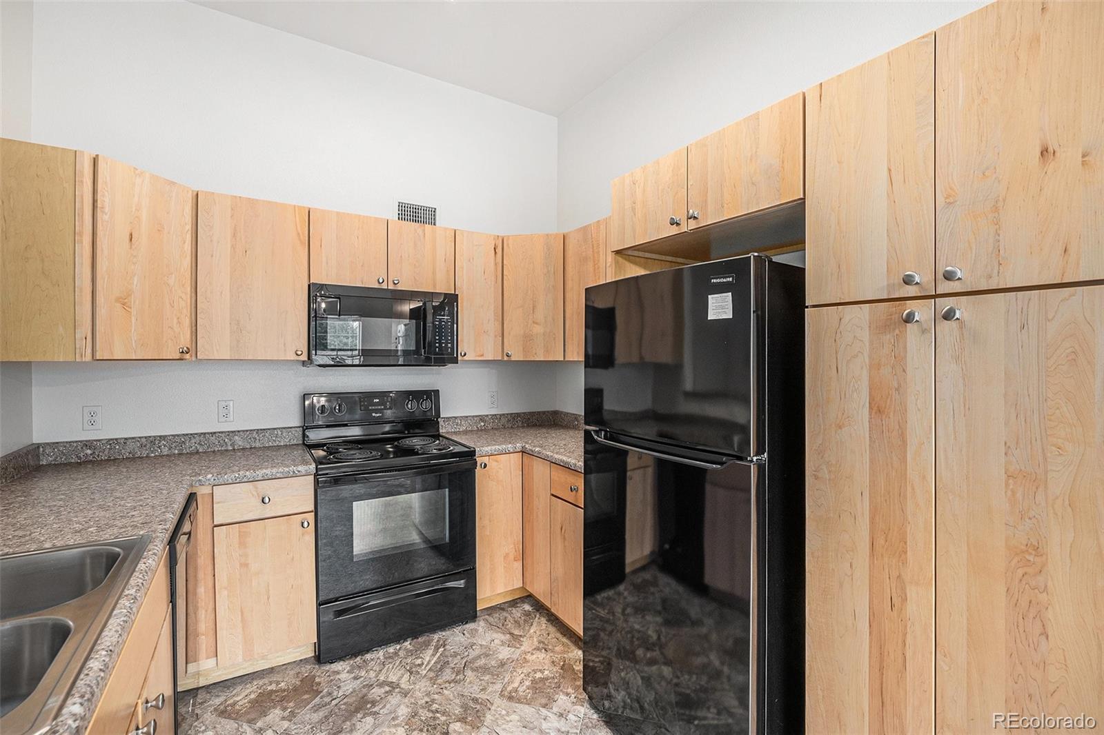 1196 Opal Street Unit: 201