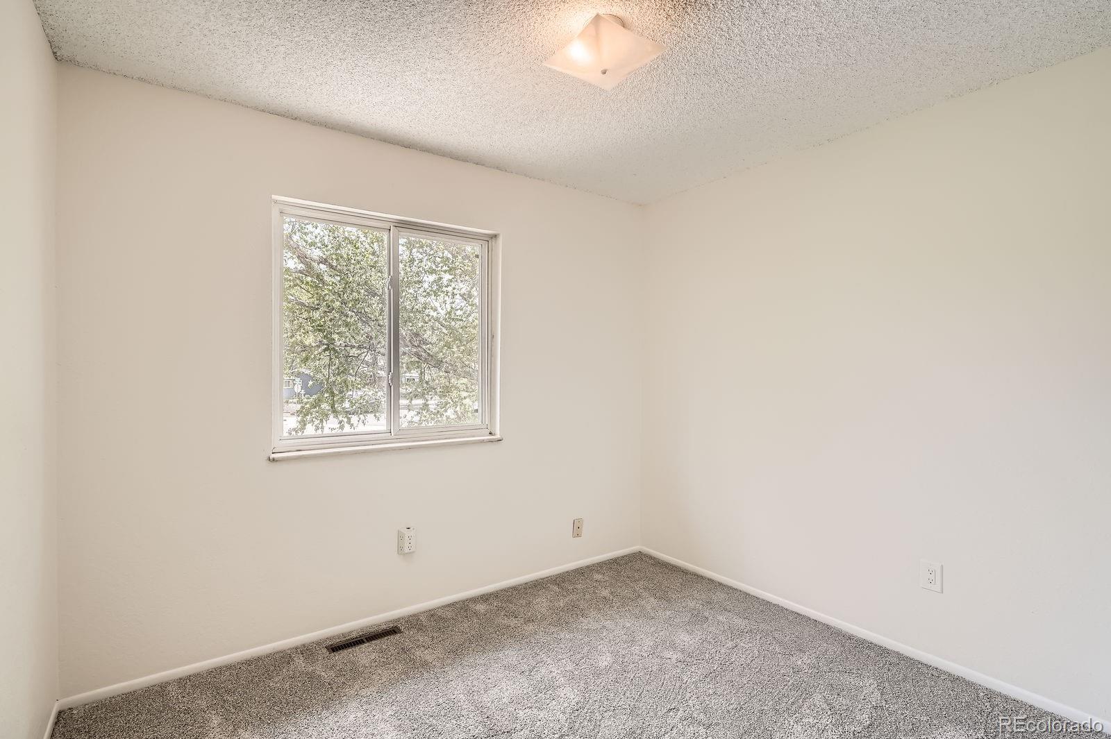 1800 Centaur Village Drive