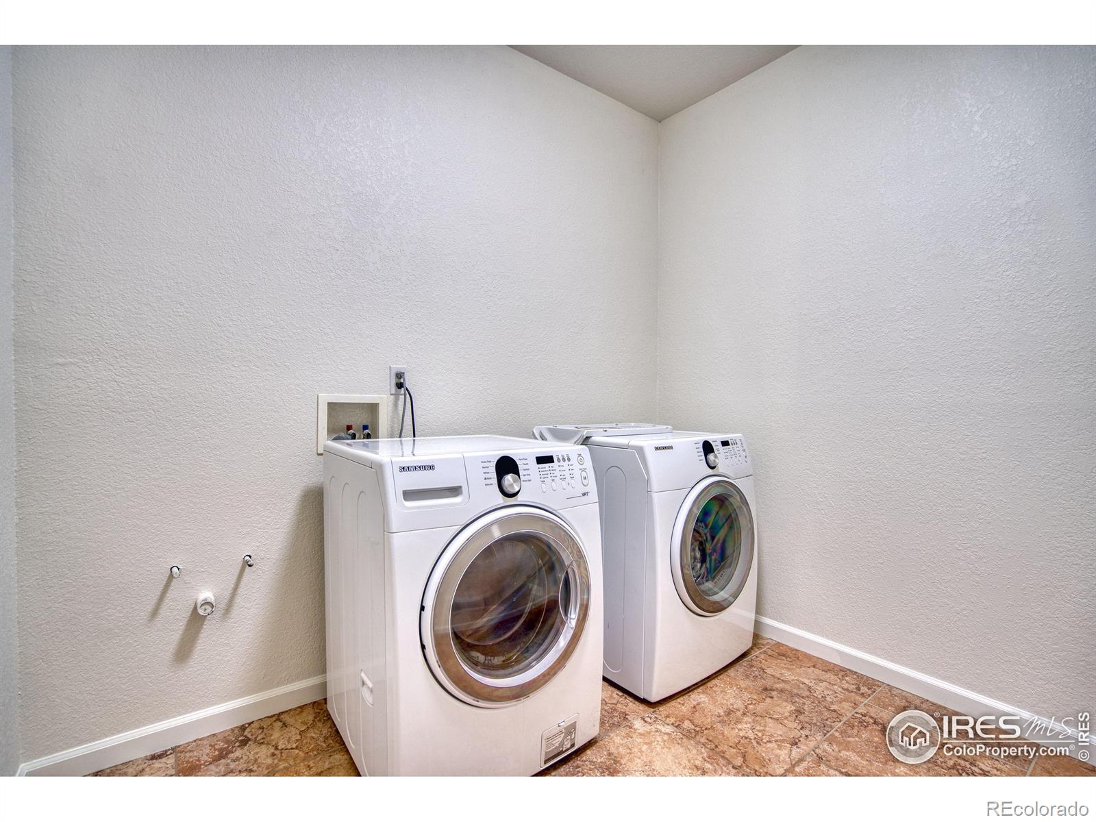 3560 Rinn Valley Drive