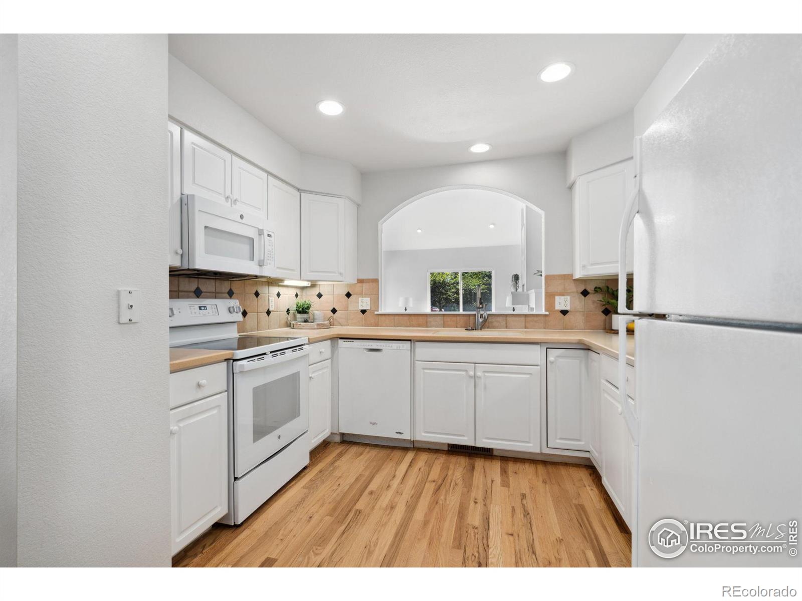 3500 Swanstone Drive Unit: 12