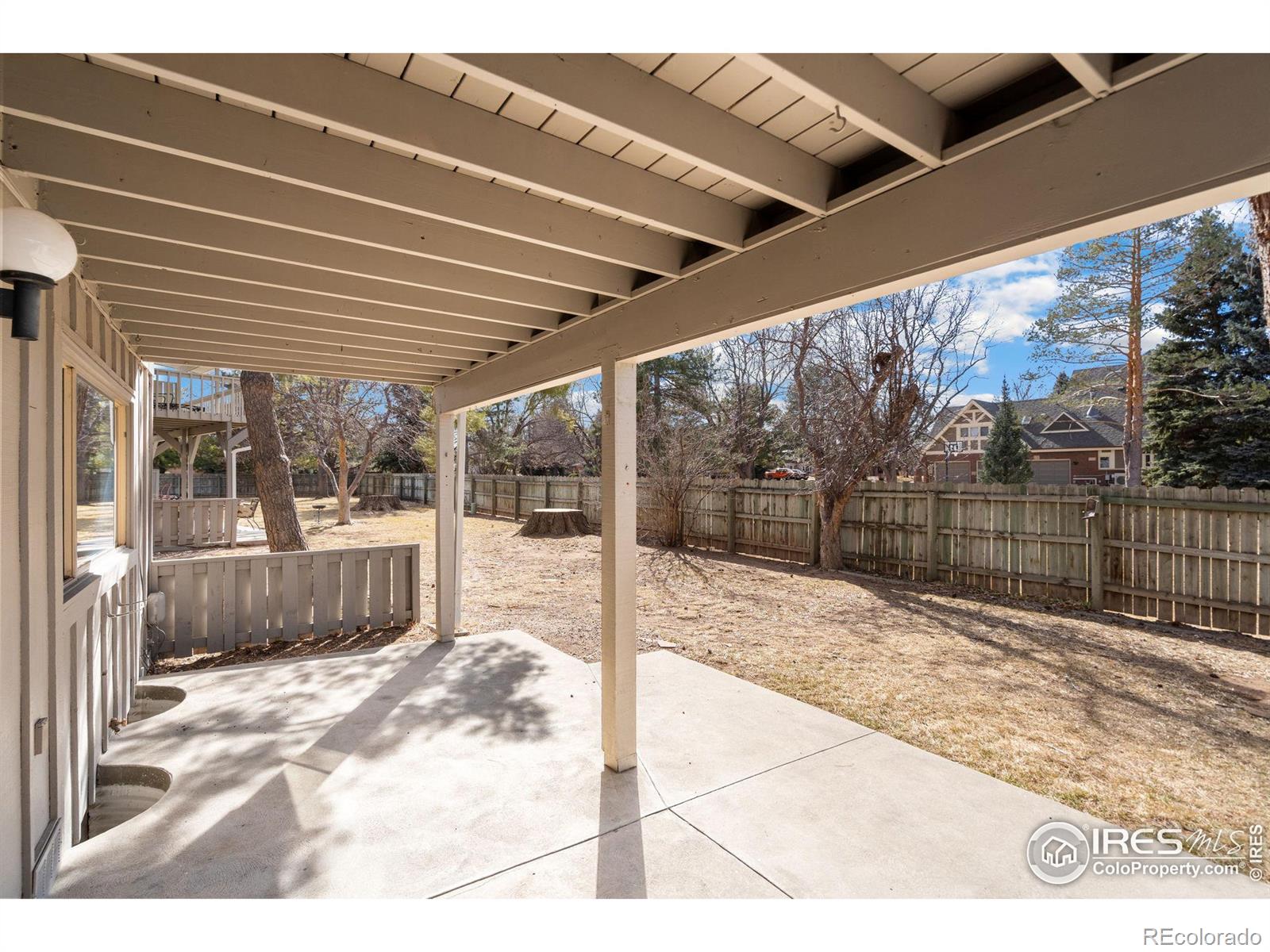 1700 Lake Sherwood Drive