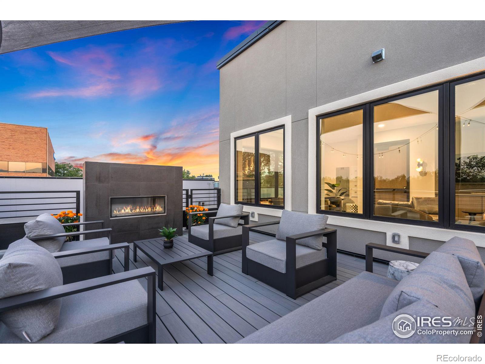 205 E 6th Street Unit: 203