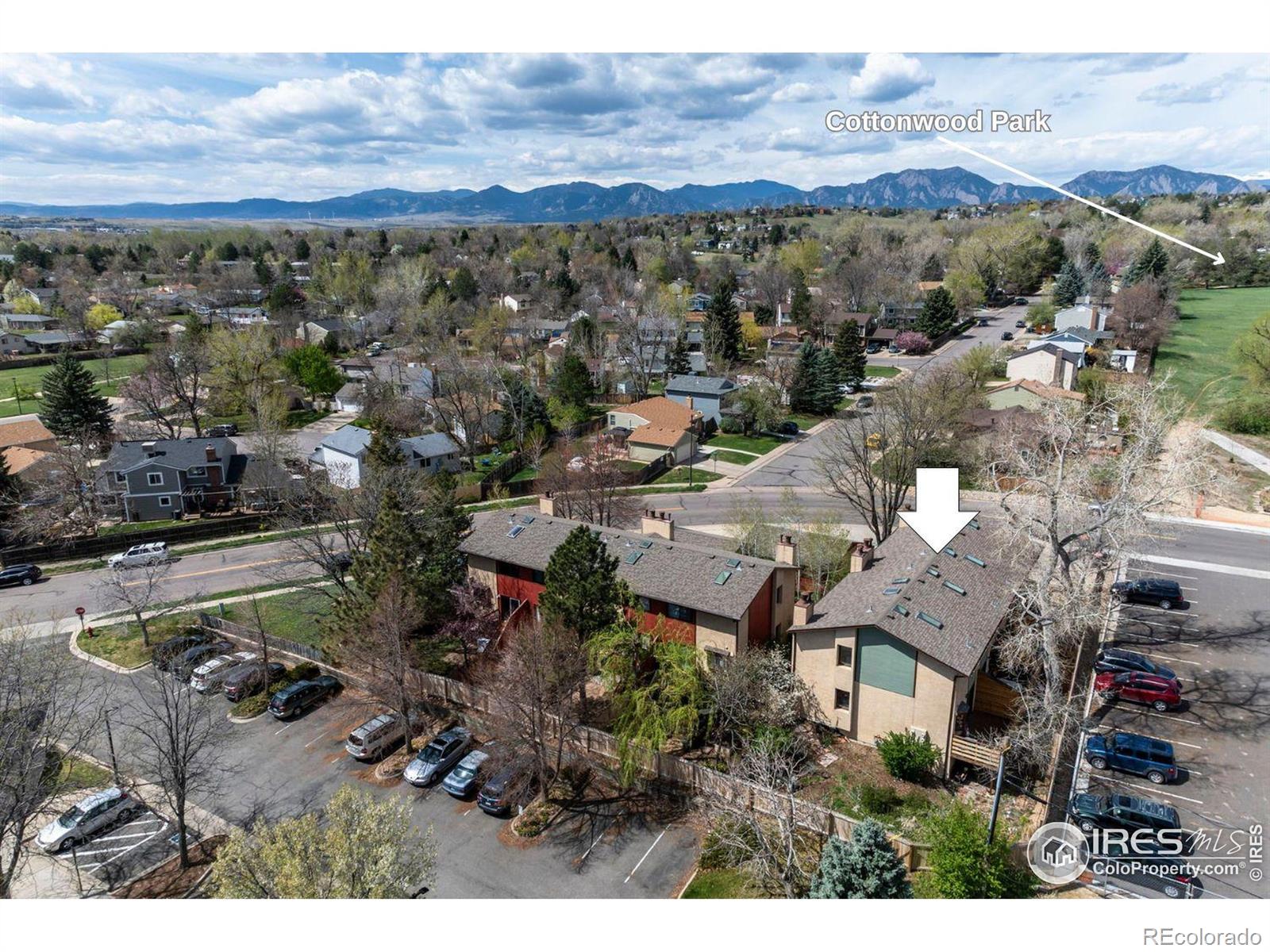 1590 Garfield Avenue Unit: B