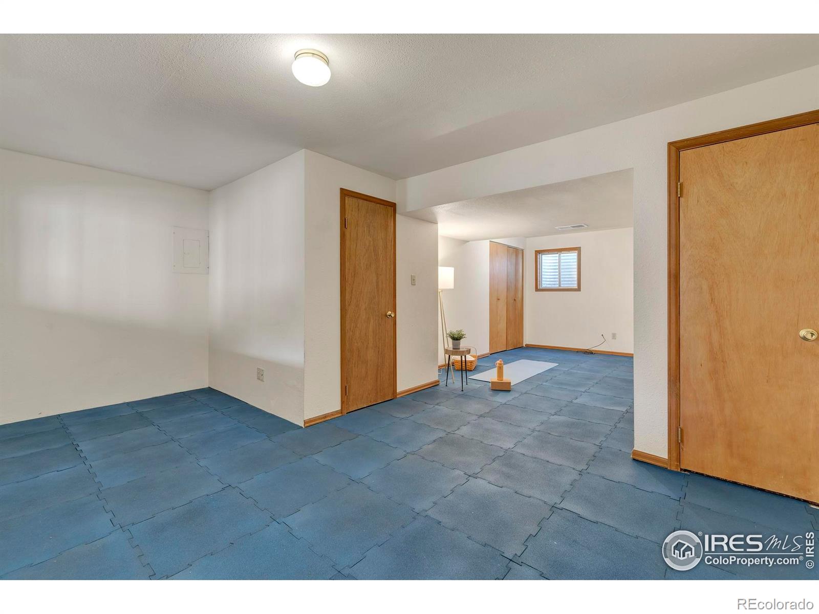 1590 Garfield Avenue Unit: B